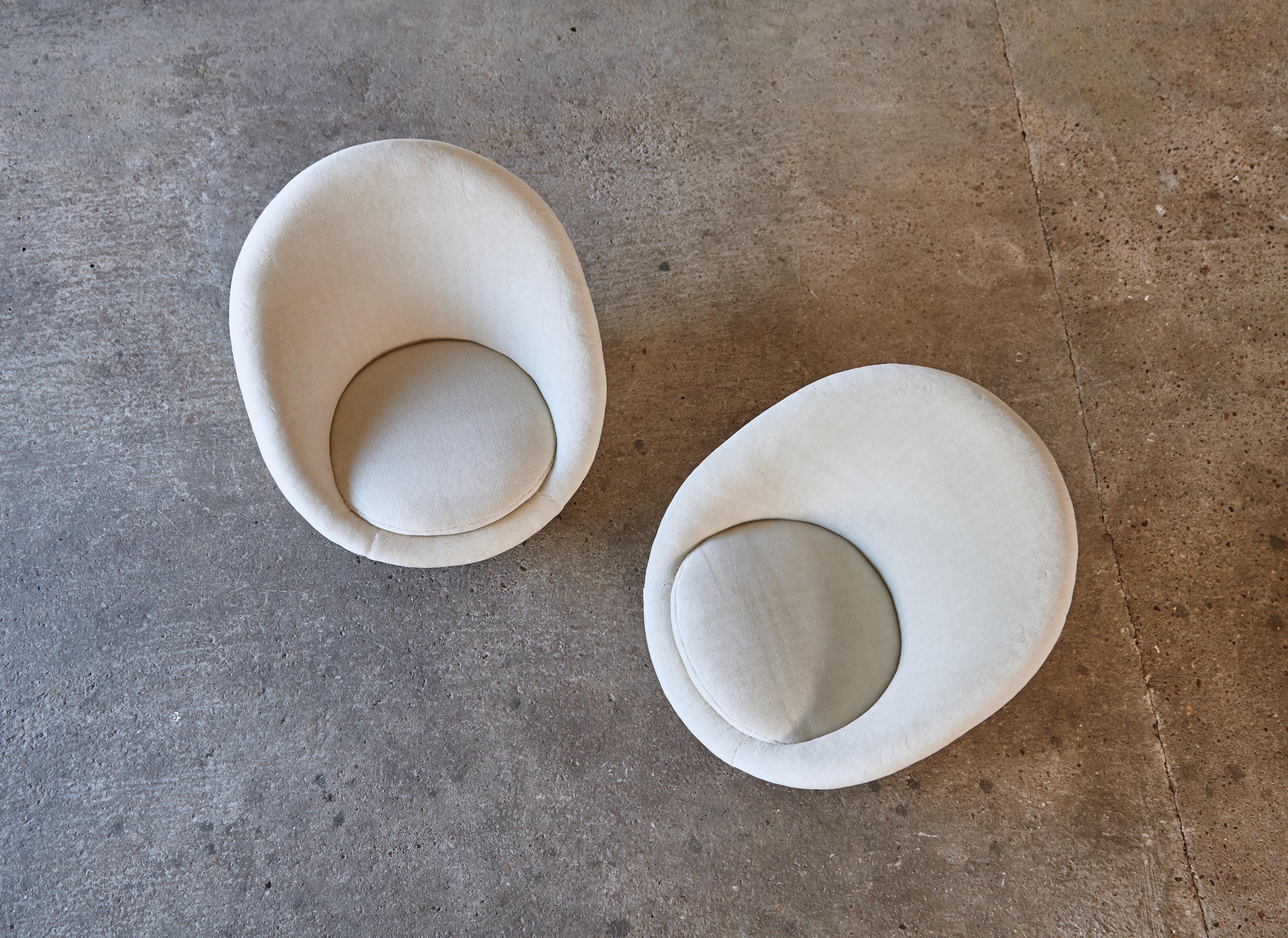 Rare Pair of 1950s Norwegian Egg Chairs, Newly Upholstered in Alpaca 7