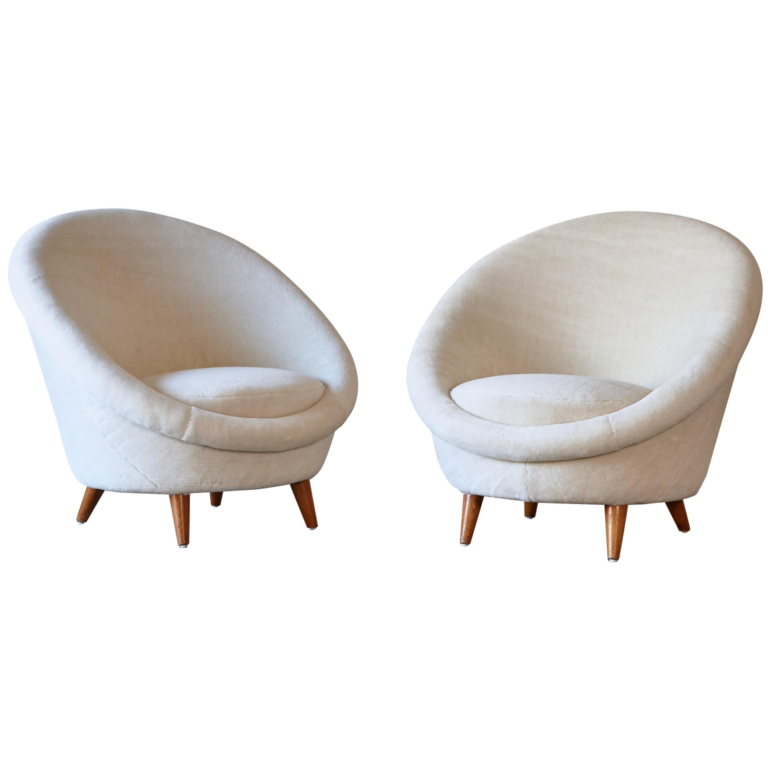 Rare Pair of 1950s Norwegian Egg Chairs, Newly Upholstered in Alpaca