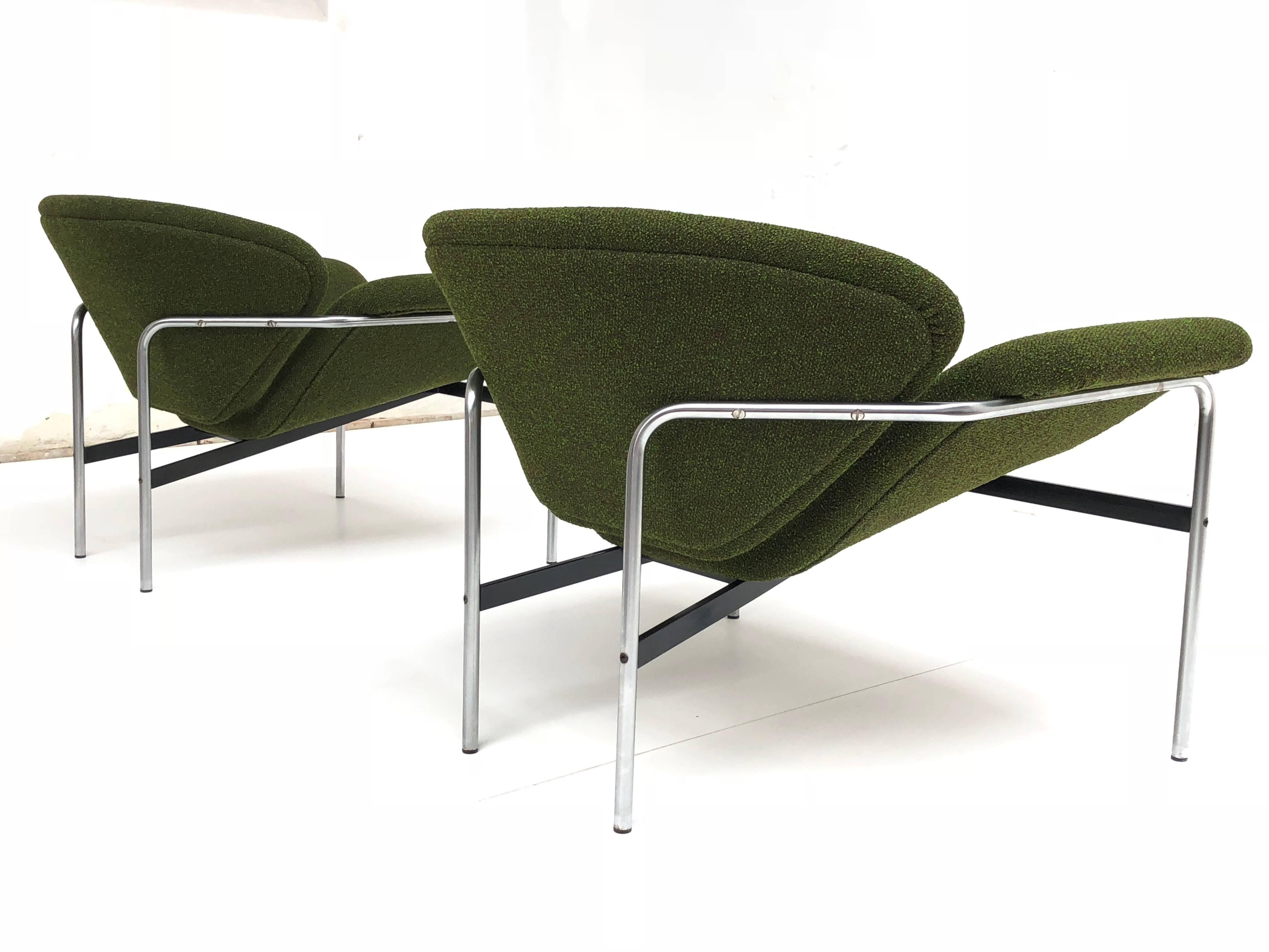 Rare Pair of 1960s Dutch 'Groovy' Lounge Chairs Attributed to Gelderland 2