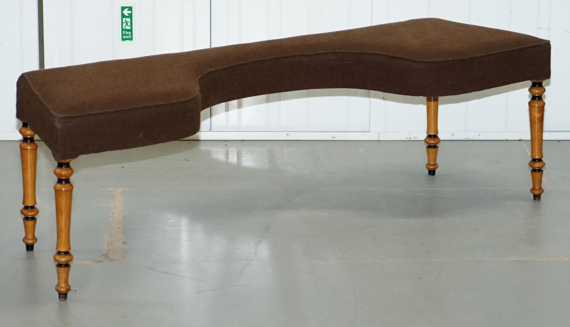 curved bench seat