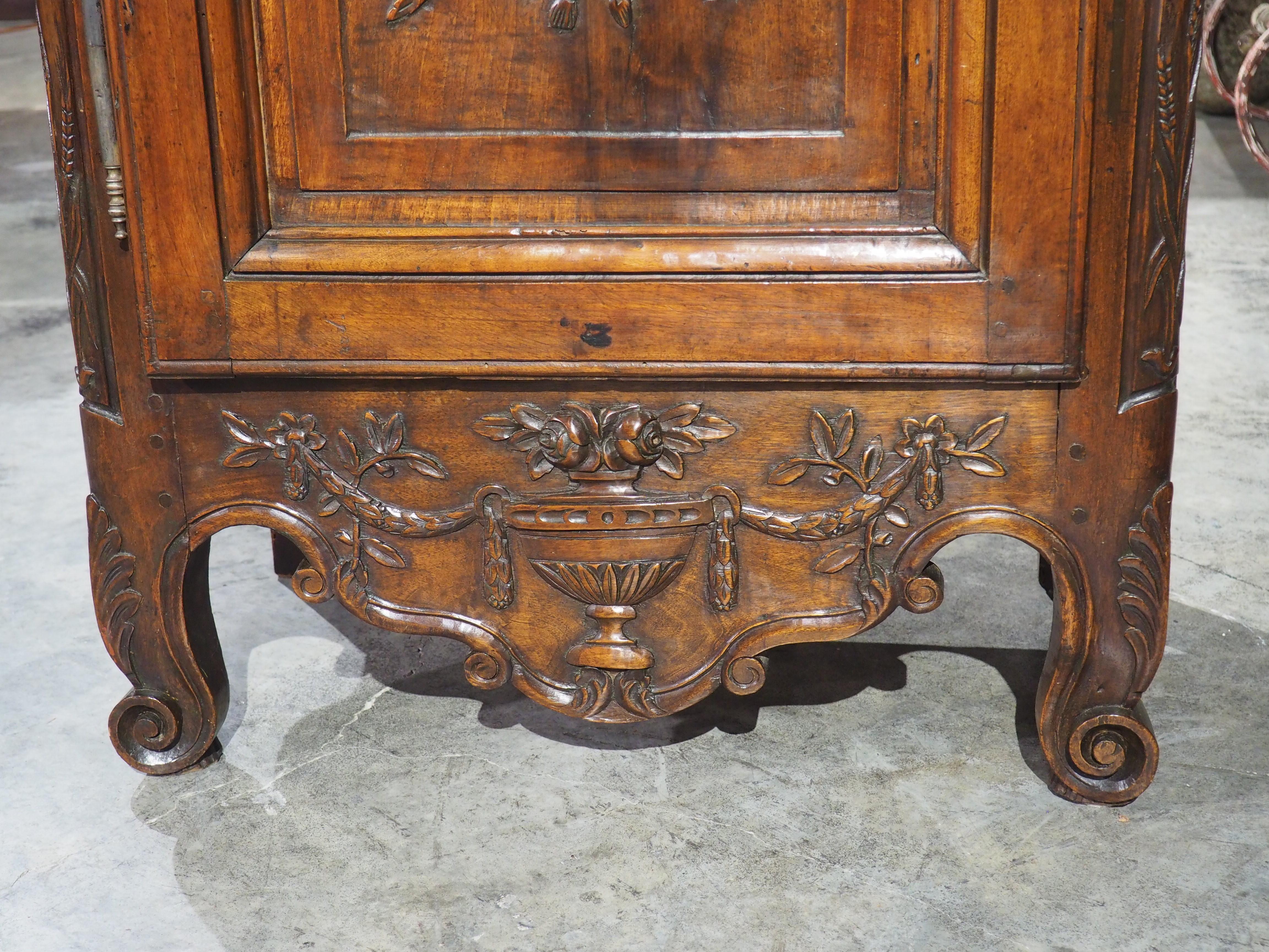 Louis XV Rare Pair of 19th Century Walnut Wood Bonnetieres from Provence, France
