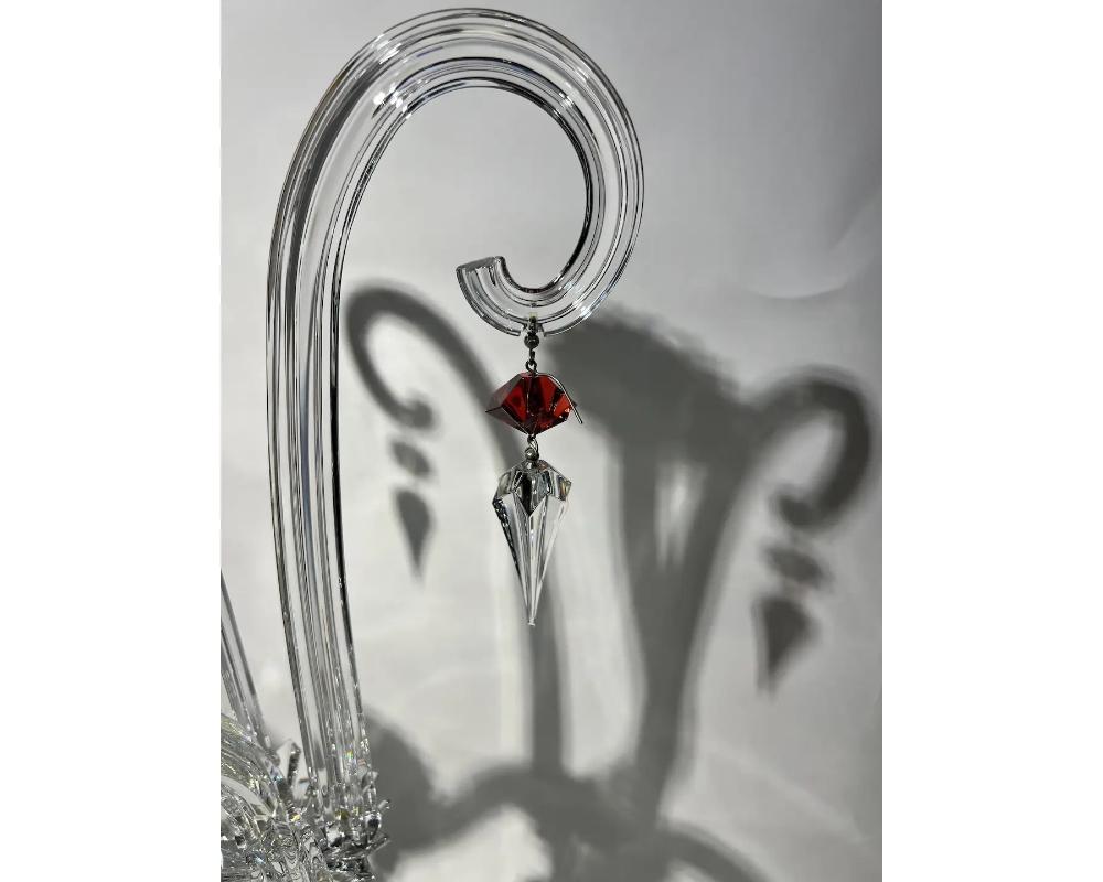 Rare paire de chandeliers Baccarat Mille Nuits à 3 lumières, jonquilles en fleurs et rouge. 3