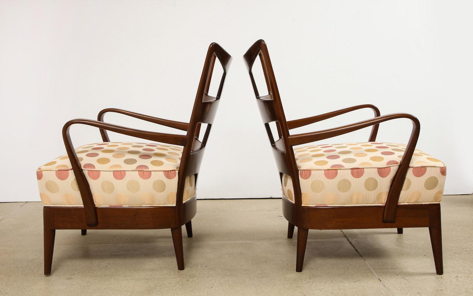 Rare Pair of 6575 Open Armchairs by Osvaldo Borsani. Sculptural walnut frames with upholstered seats. This chair model was originally designed for the Casa Borsani in Varedo and afterwrads also offered for sale in the ABV studio.
Published: Osvaldo
