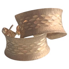 Rare Pair of 9k Gold Vintage Earrings