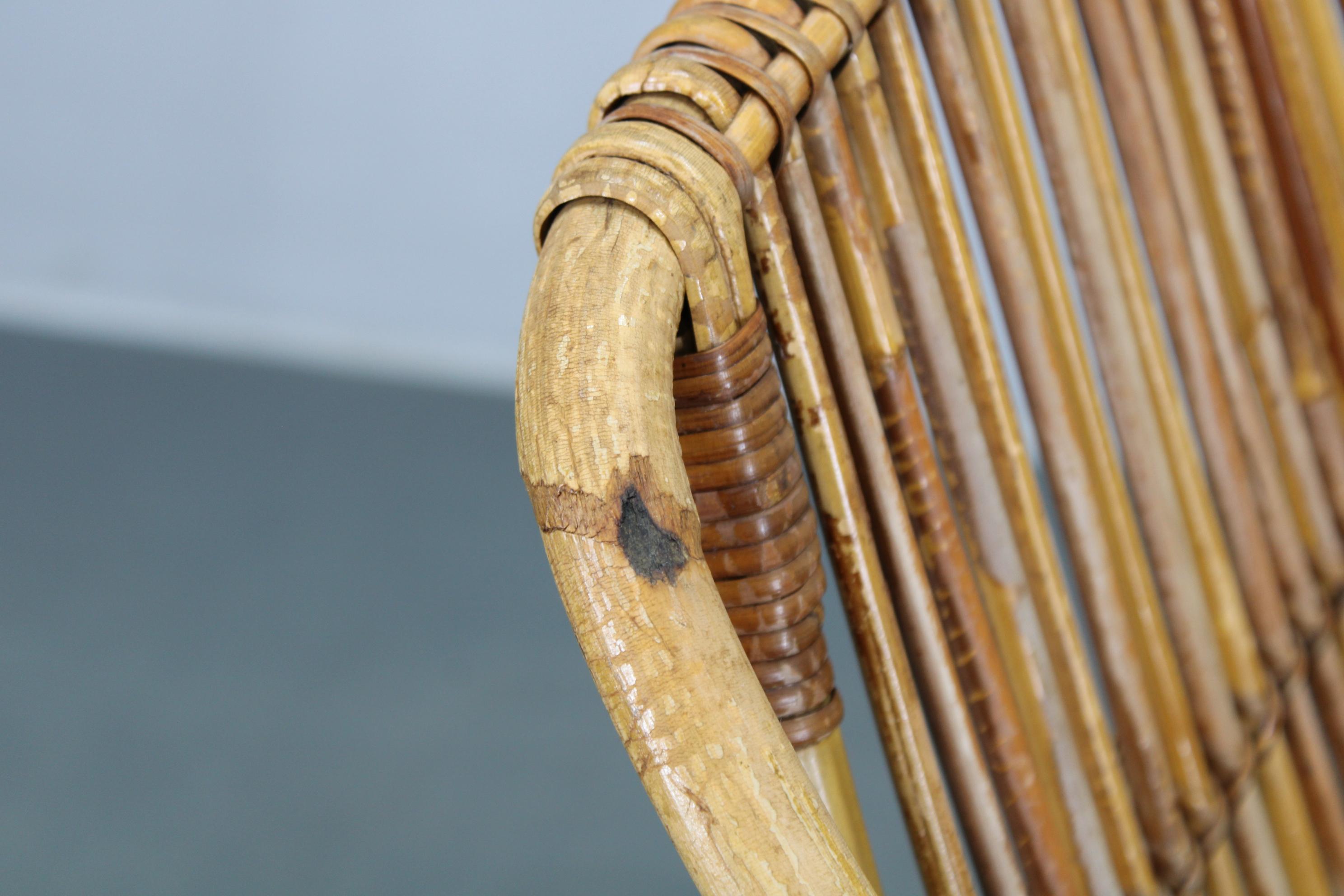 Raro par de sillones de ratán Alan Fuchs para ULUV, Checoslovaquia, años 60 en Bueno estado para la venta en Praha, CZ