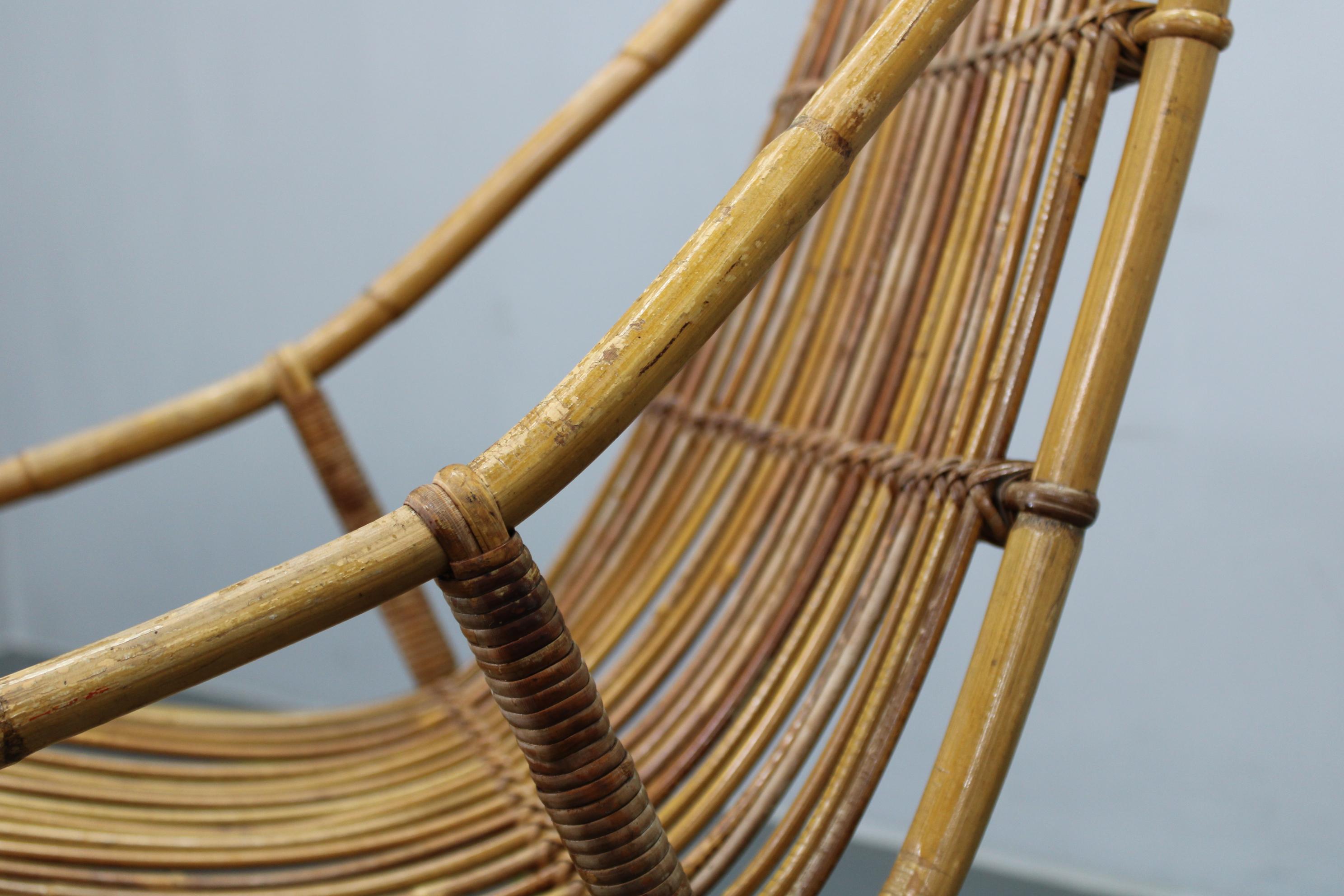 Raro par de sillones de ratán Alan Fuchs para ULUV, Checoslovaquia, años 60 en venta 1