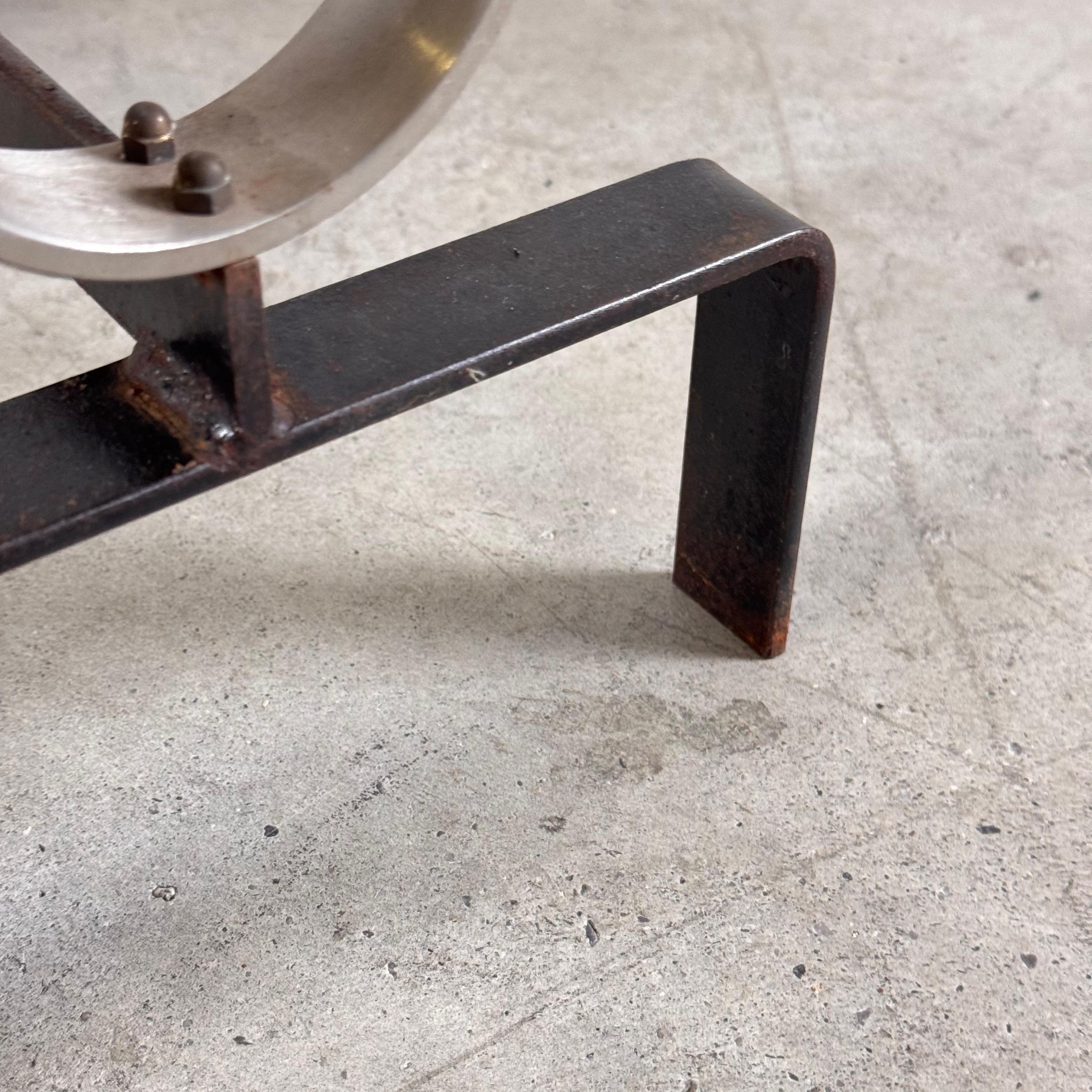 Mid-Century Modern Paire de chenets de Melchiorre Bega en aluminium et fer, Italie, 1960 en vente