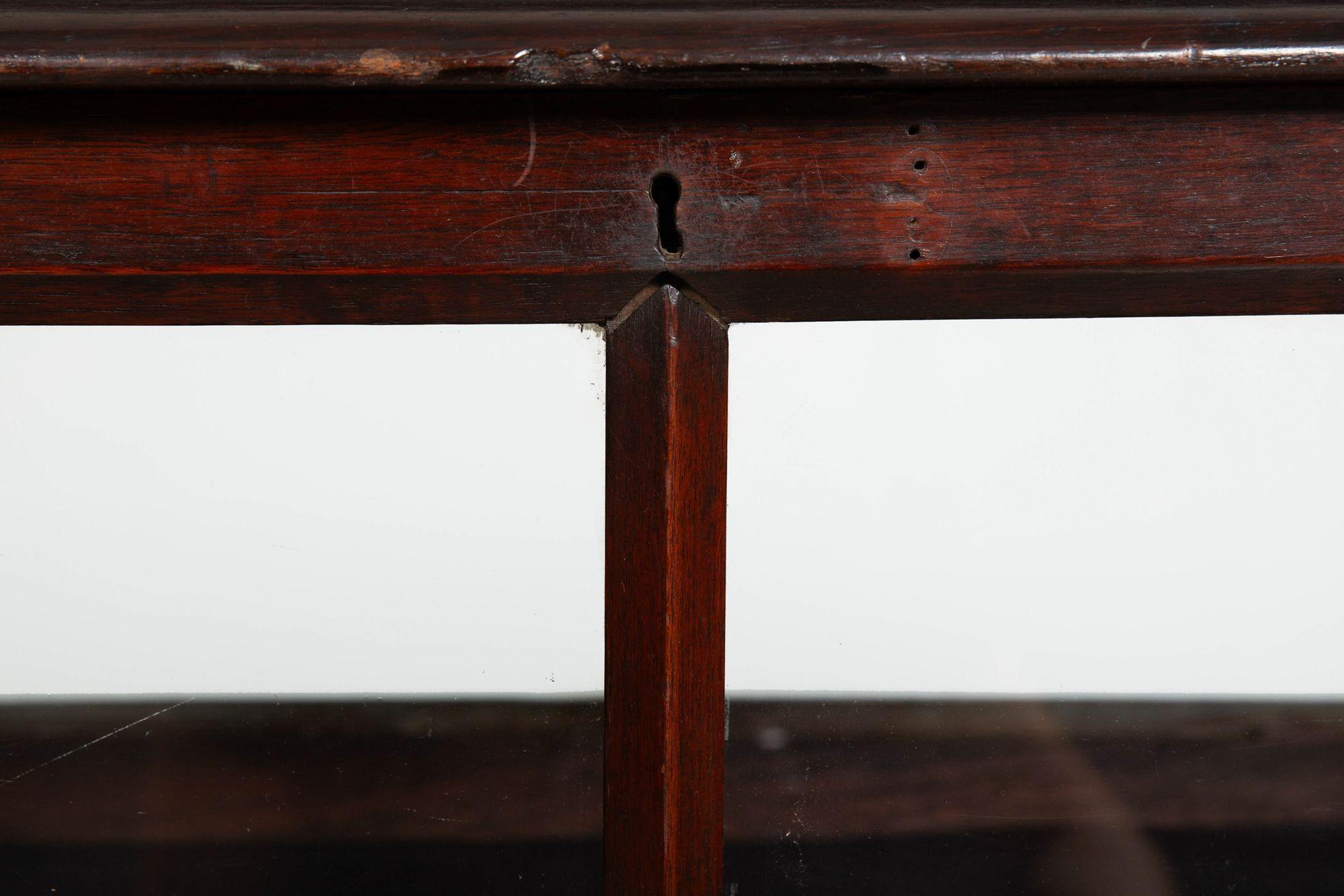 Rare Pair of Anglo-Indian Teak Vitrine Display Tables Cabinets, 19th century For Sale 7
