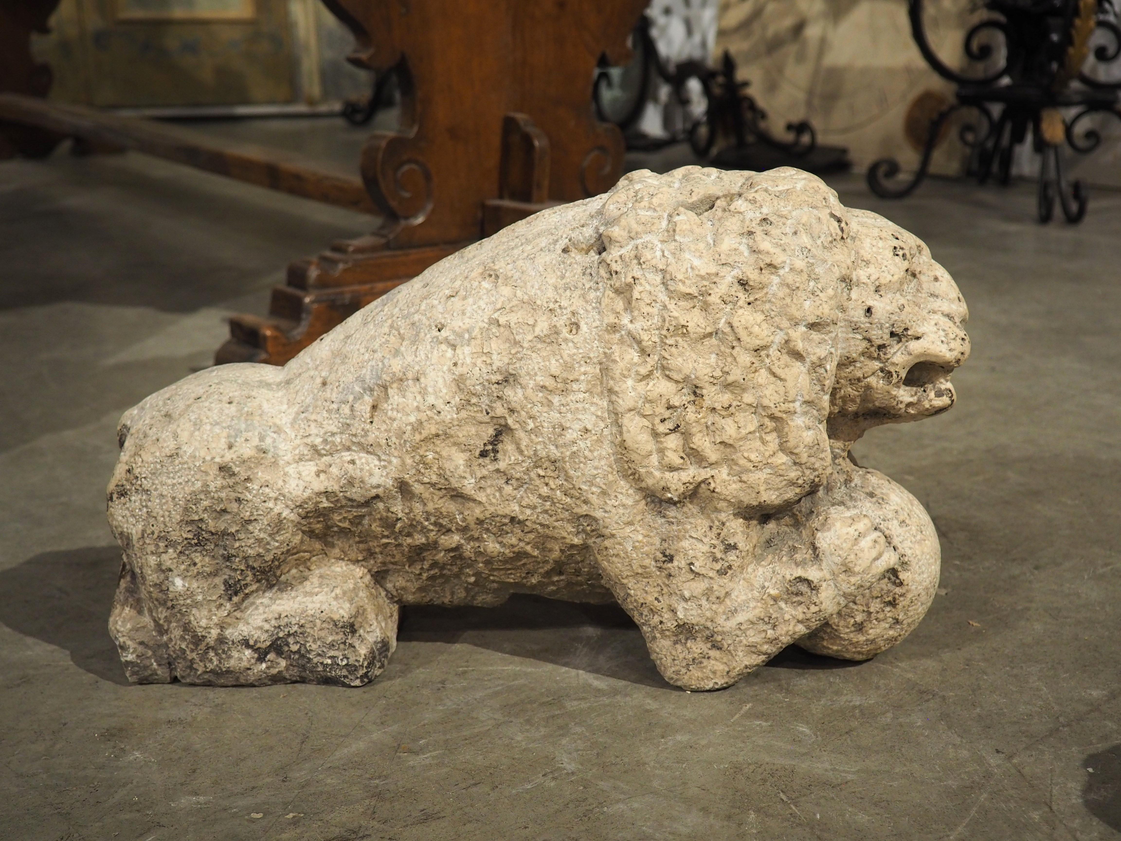 Rare Pair of Antique Carved Stone Lions from Italy, Circa 1600 For Sale 6