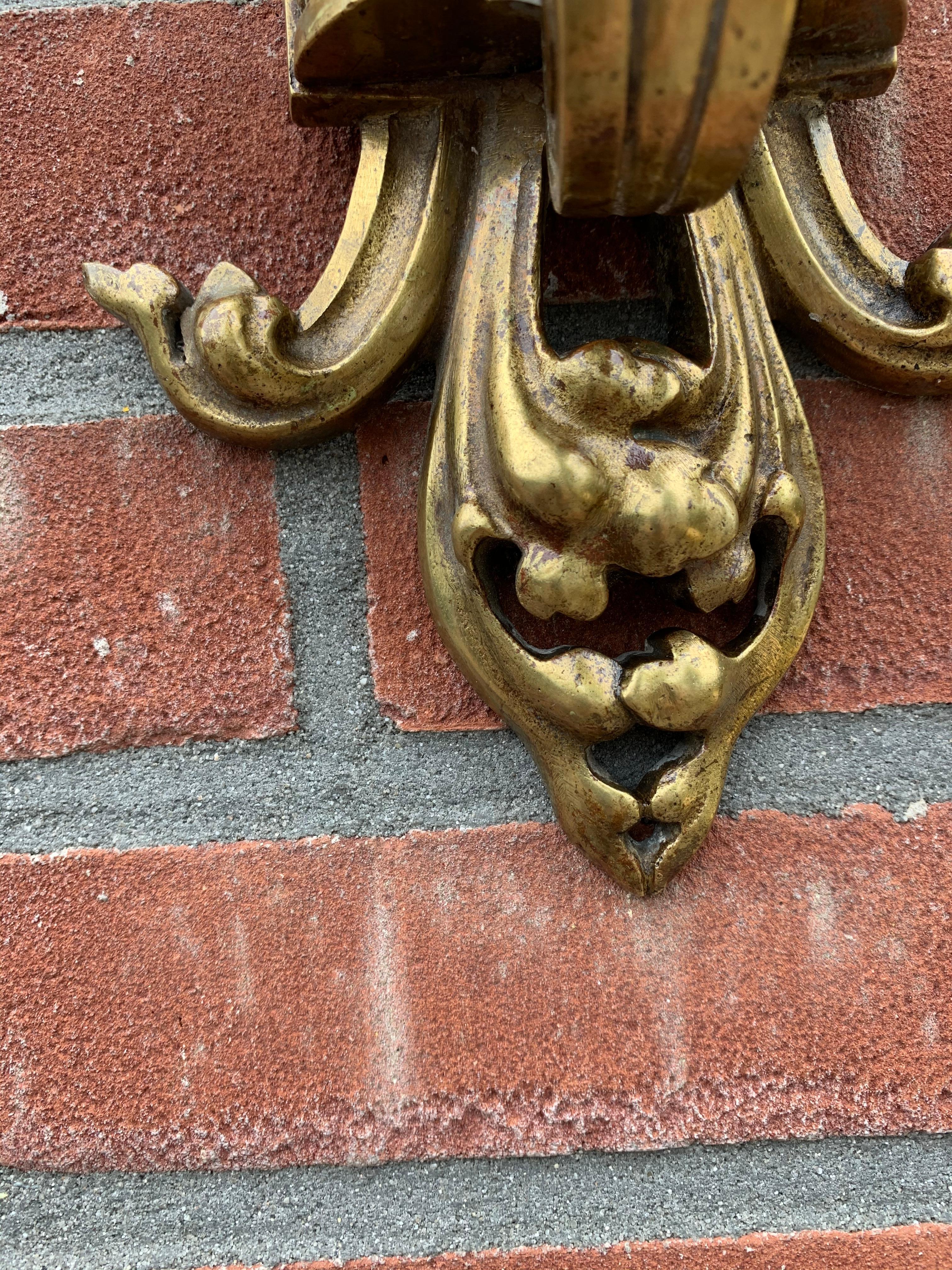 Rare Pair of Antique Gothic Revival Bronze Wall Sconces with Dragon Sculptures For Sale 10