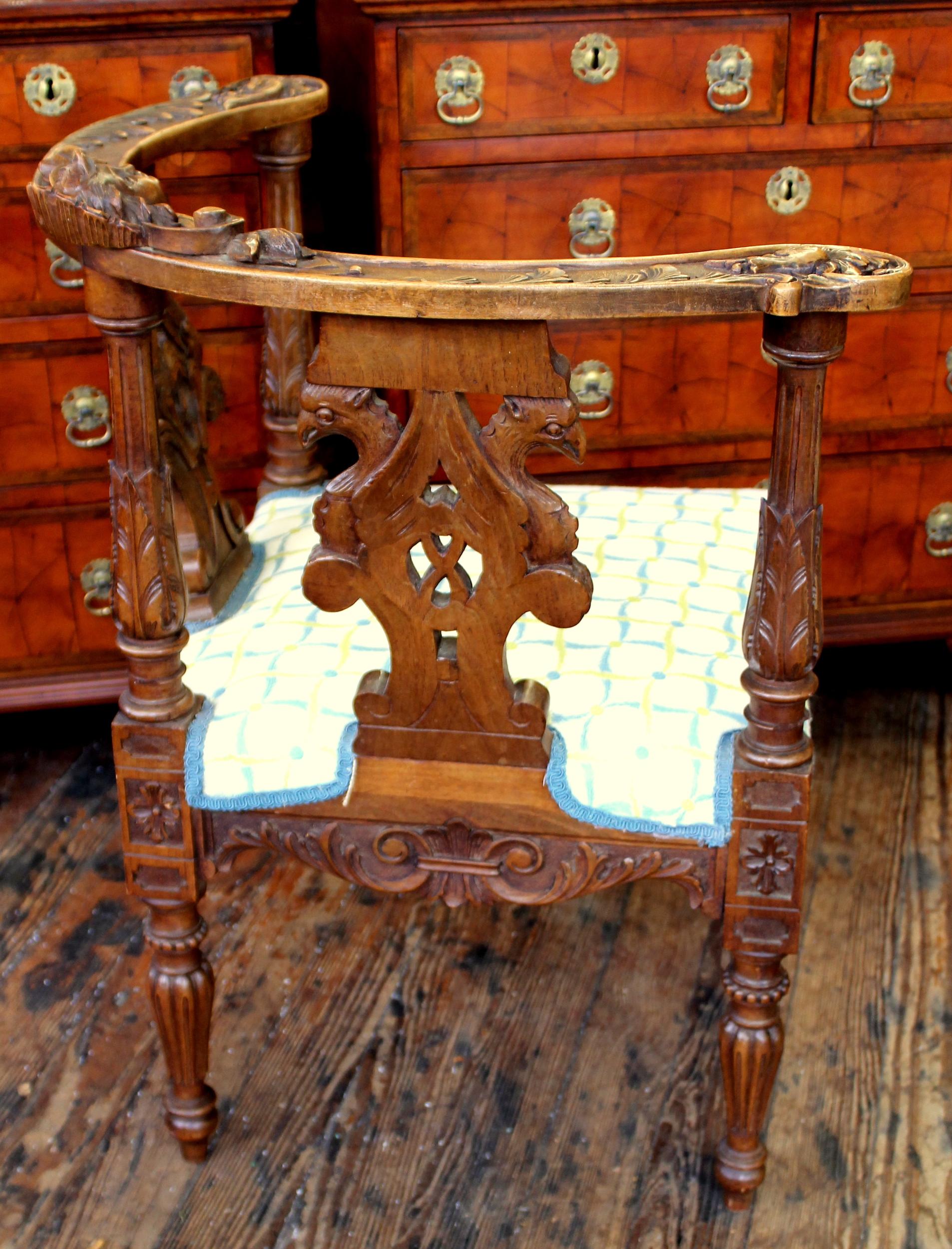 Rare Pair of Antique Scottish Carved Walnut Renaissance Style Corner Chairs 7