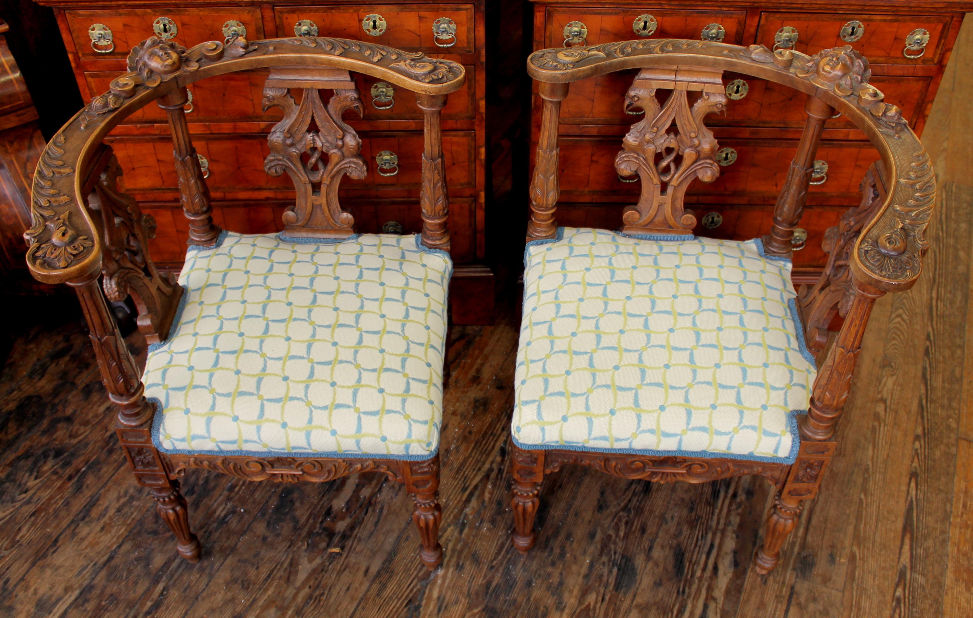 Hand-Carved Rare Pair of Antique Scottish Carved Walnut Renaissance Style Corner Chairs