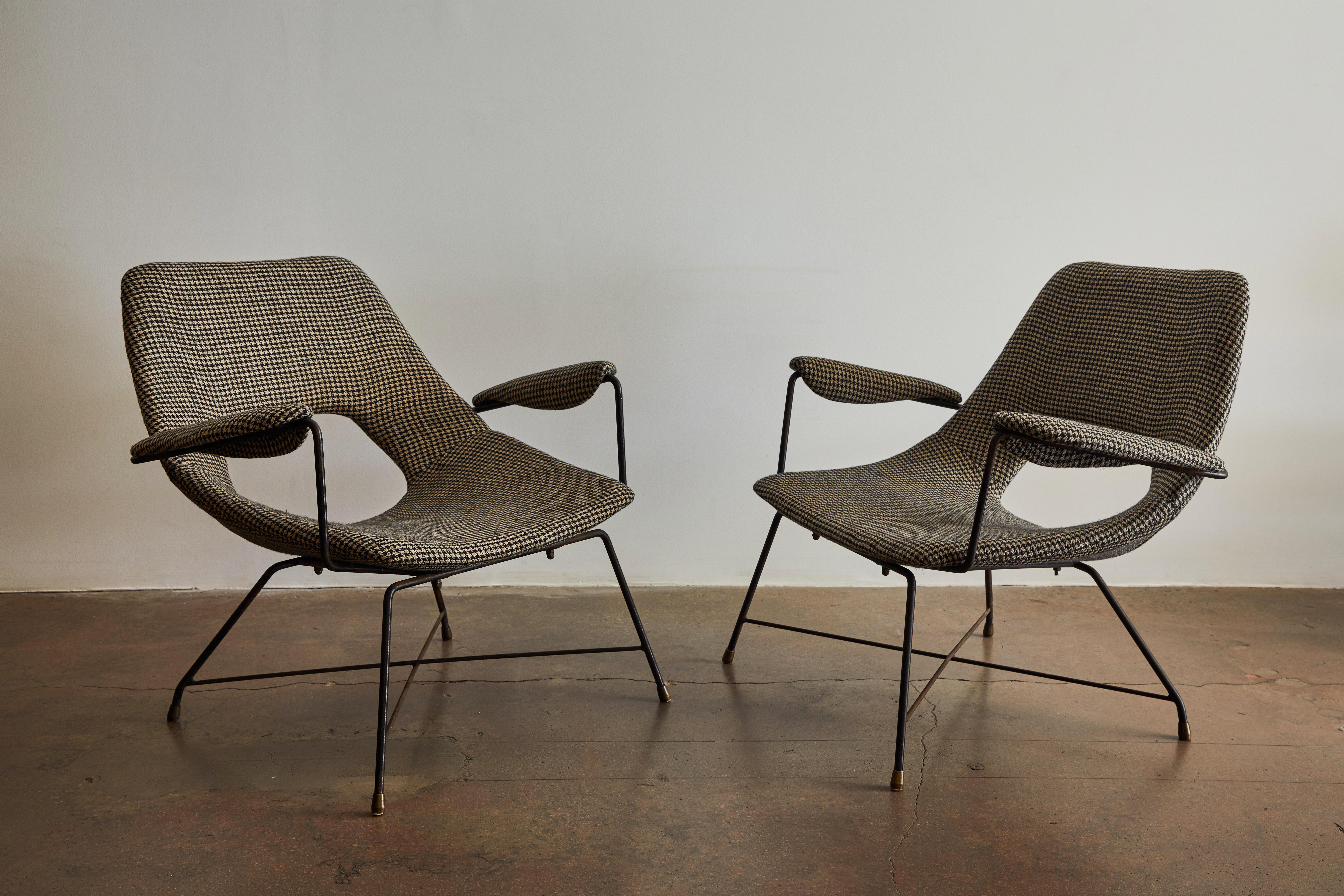 Émaillé Paire de fauteuils rares par Augusto Bozzi pour Saporiti Italia en vente