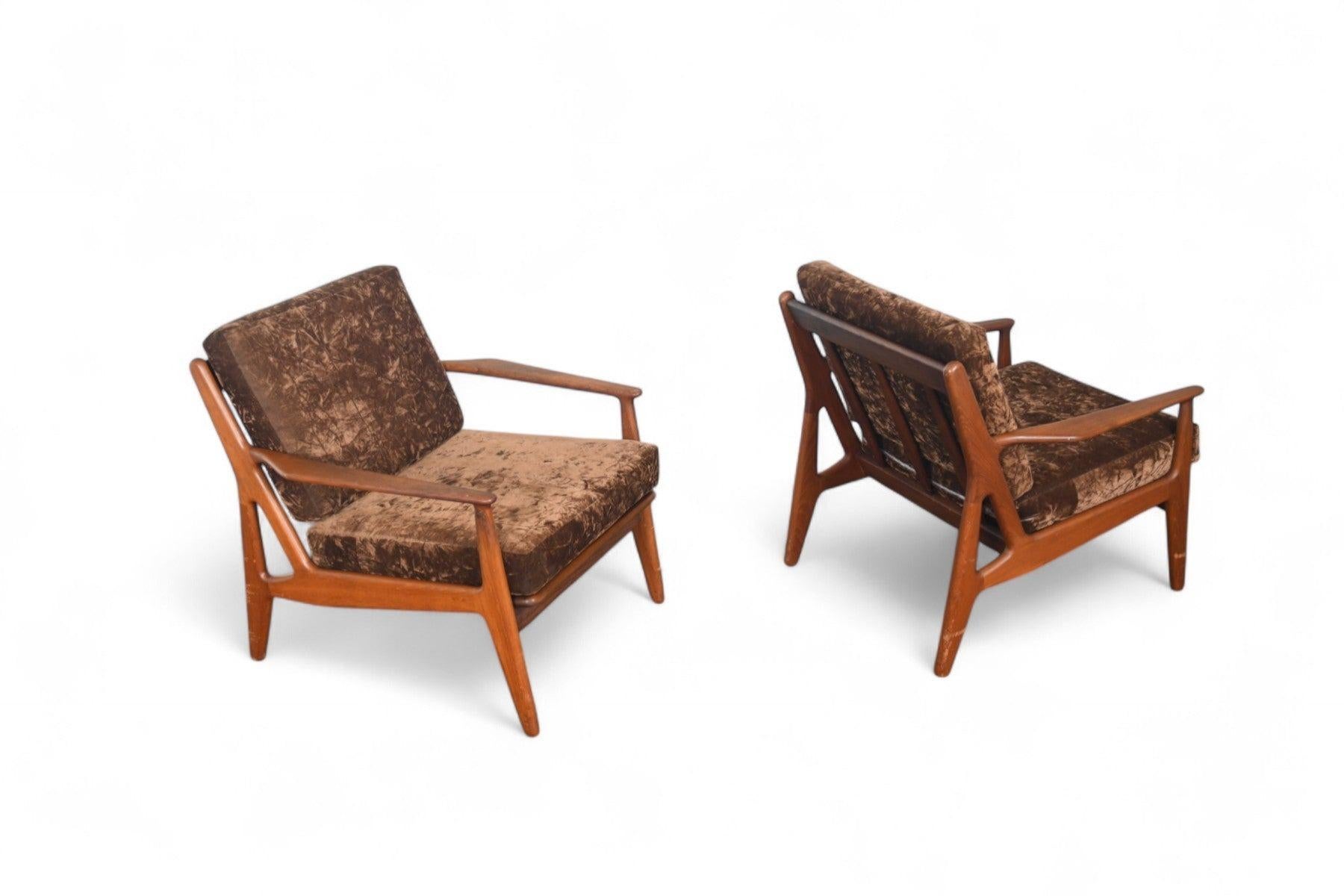Rare Pair of Arne Vodder for Vamo Lounge Chairs in Teak For Sale 1