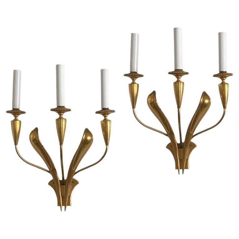 Rara coppia di lampade da parete in ottone Art Déco di Gaetano Sciolari, Italia, anni
50