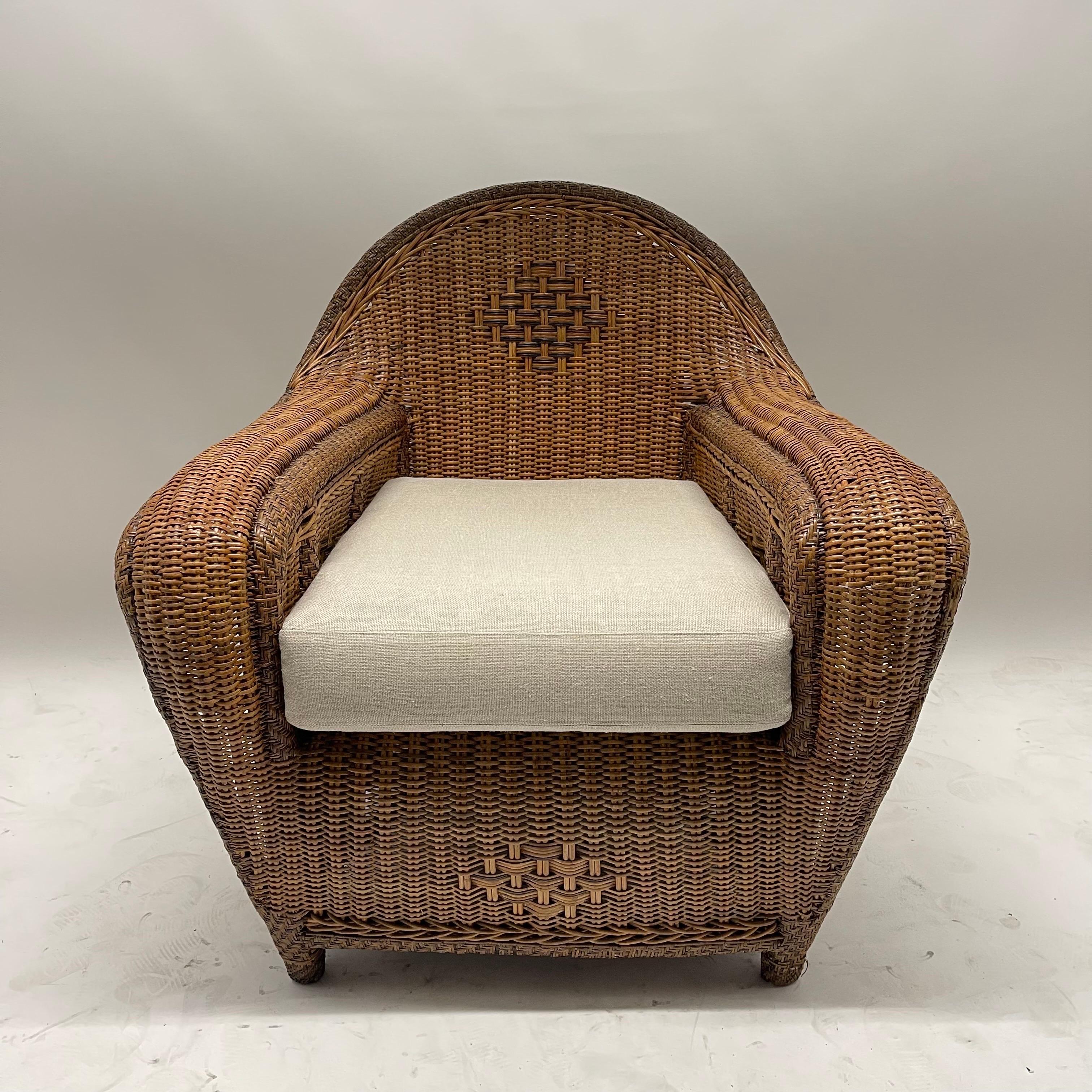Rare Pair of Art Deco Wicker and Rattan Club Chairs or Armchairs, circa 1930s 7