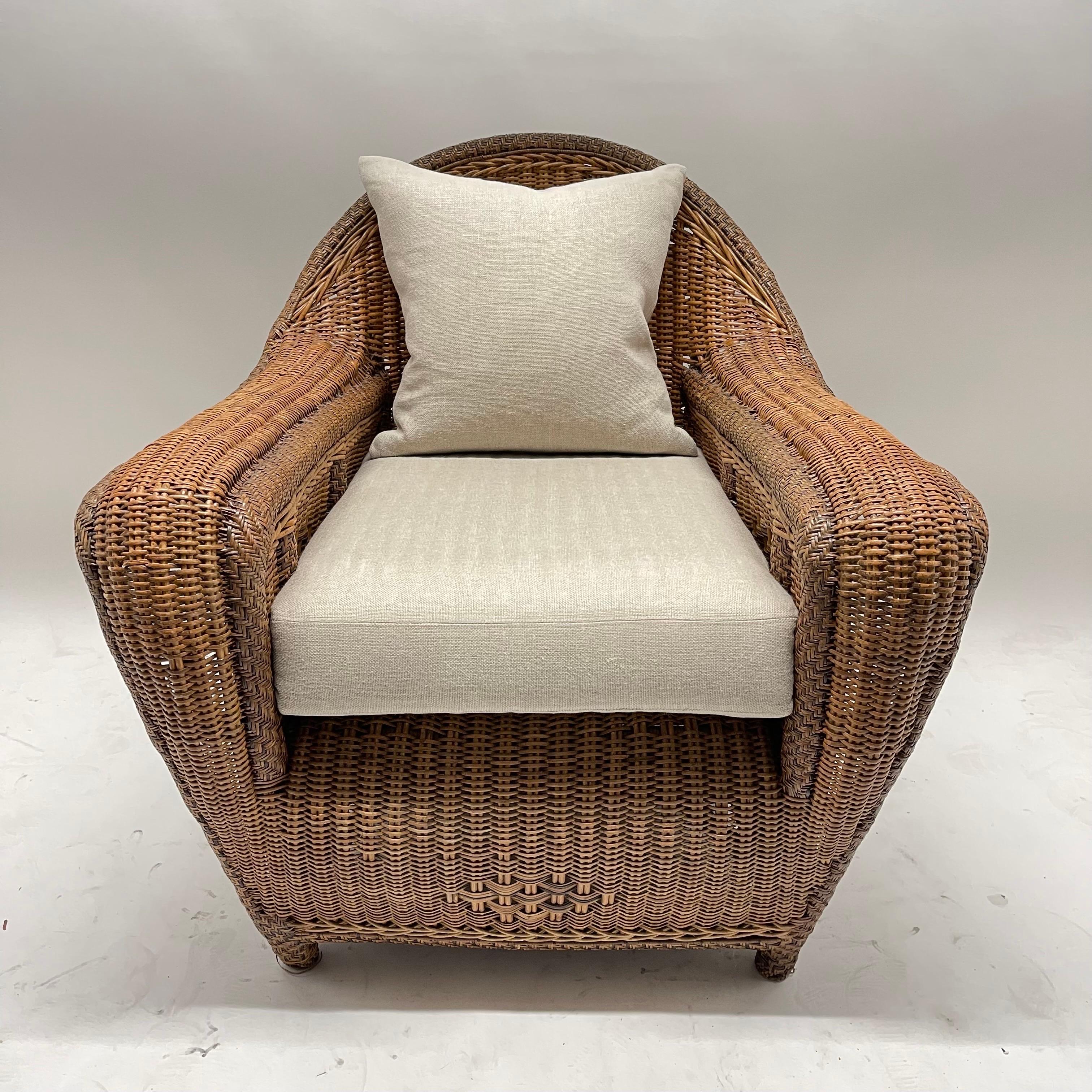 American Rare Pair of Art Deco Wicker and Rattan Club Chairs or Armchairs, circa 1930s
