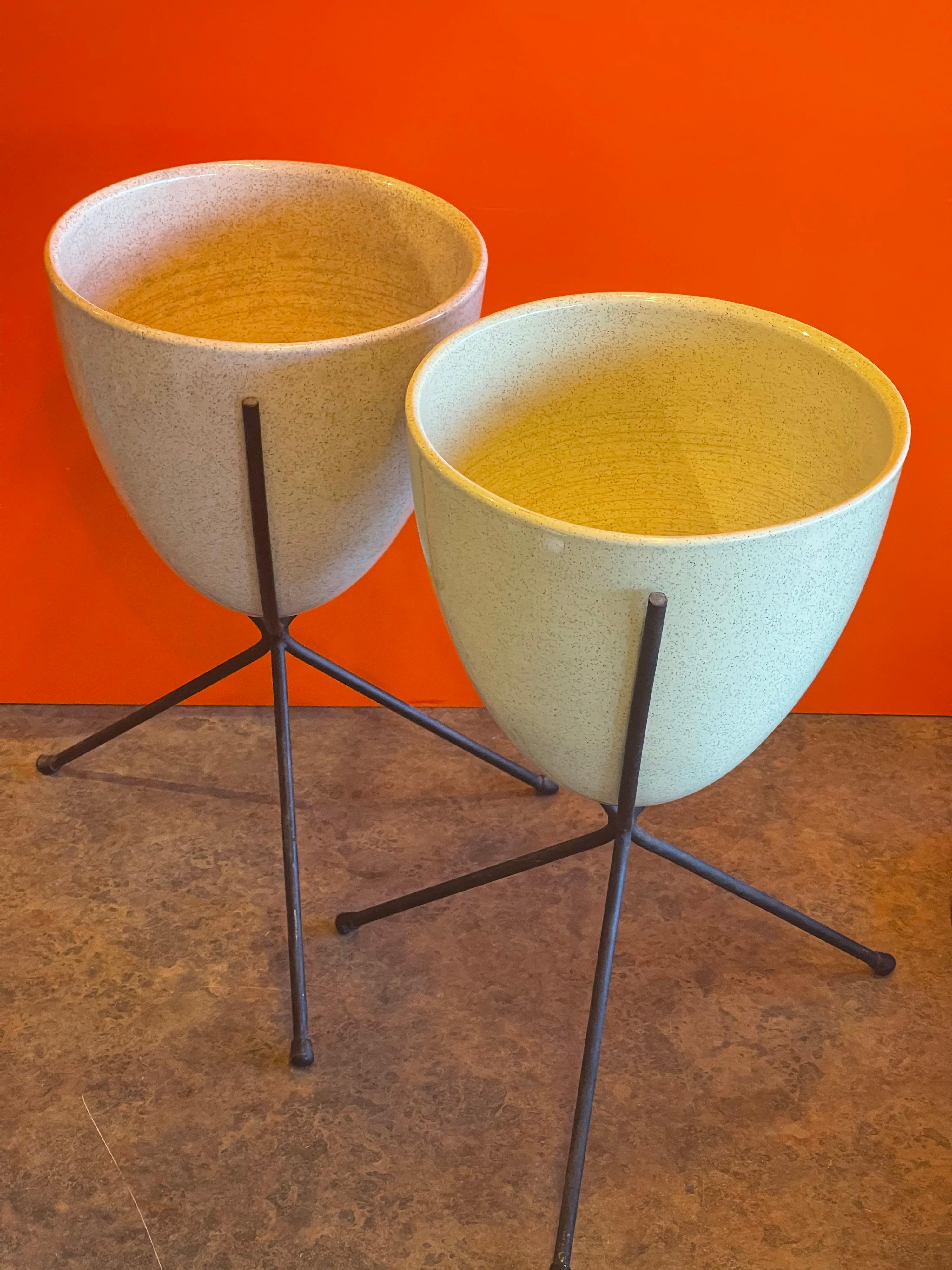 20th Century Rare Pair of Atomic Age Ceramic Bullet Planters on the Metal Stands by Bauer For Sale