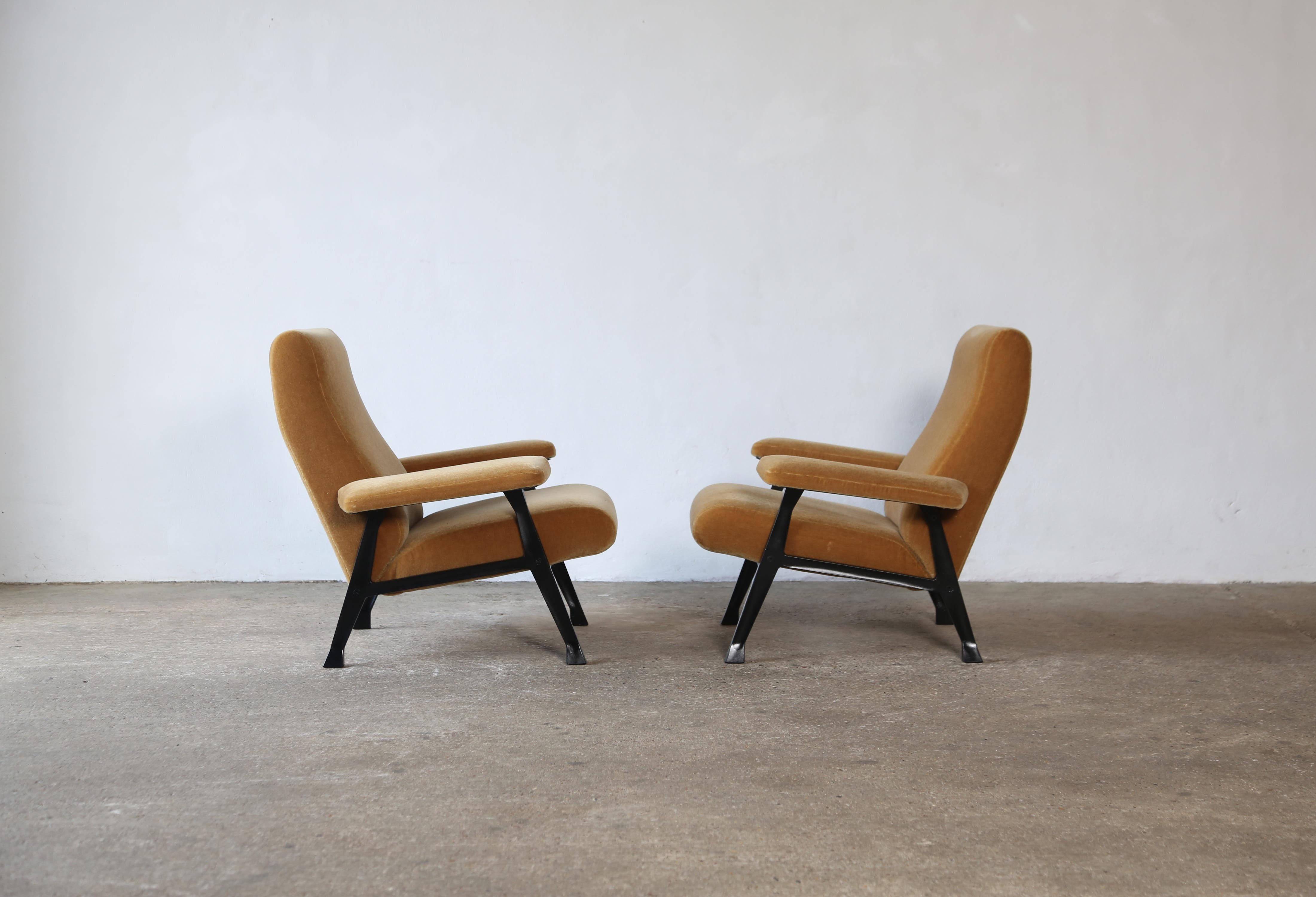 Rare Pair of Authentic 1950s Roberto Menghi Hall Chairs, Italy, New Pure Mohair 2