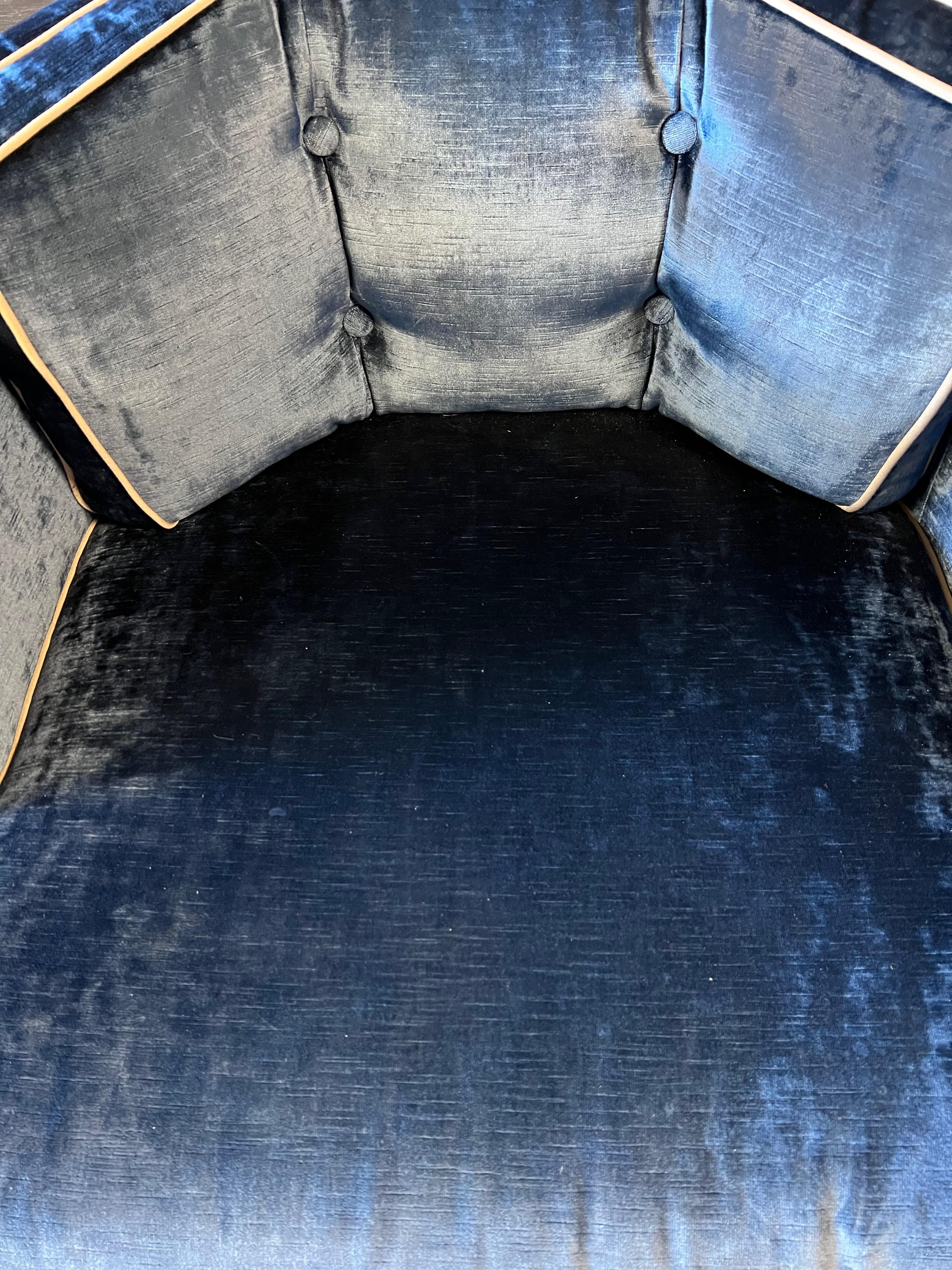 Rare Pair of blue velvet barrel back lounge Chairs Attributed to Milo Baughman For Sale 1