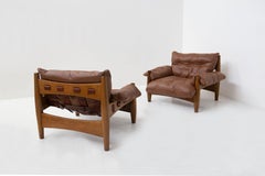 Rare Pair of Brazilian Armchairs Designed by Sergio Rodrigues in Leather