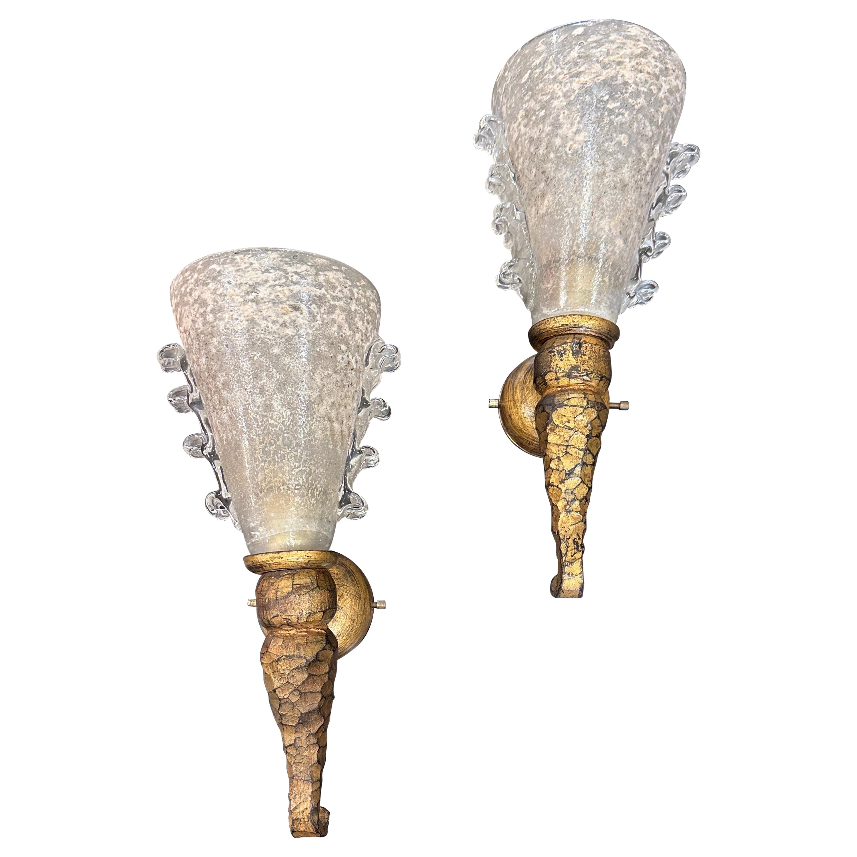 Raro Par de Apliques de Bronce y Cristal de Murano Estilo Brutal de Banci Firenze en venta