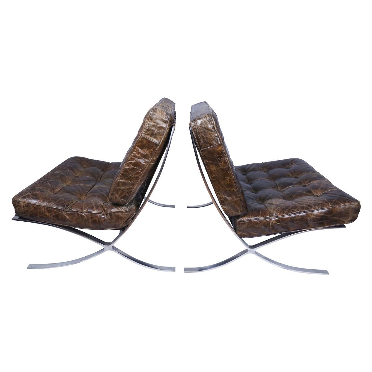 Rare Pair of Brown Distressed Leather Barcelona Chairs by Mies van der Rohe In Good Condition In New York, NY
