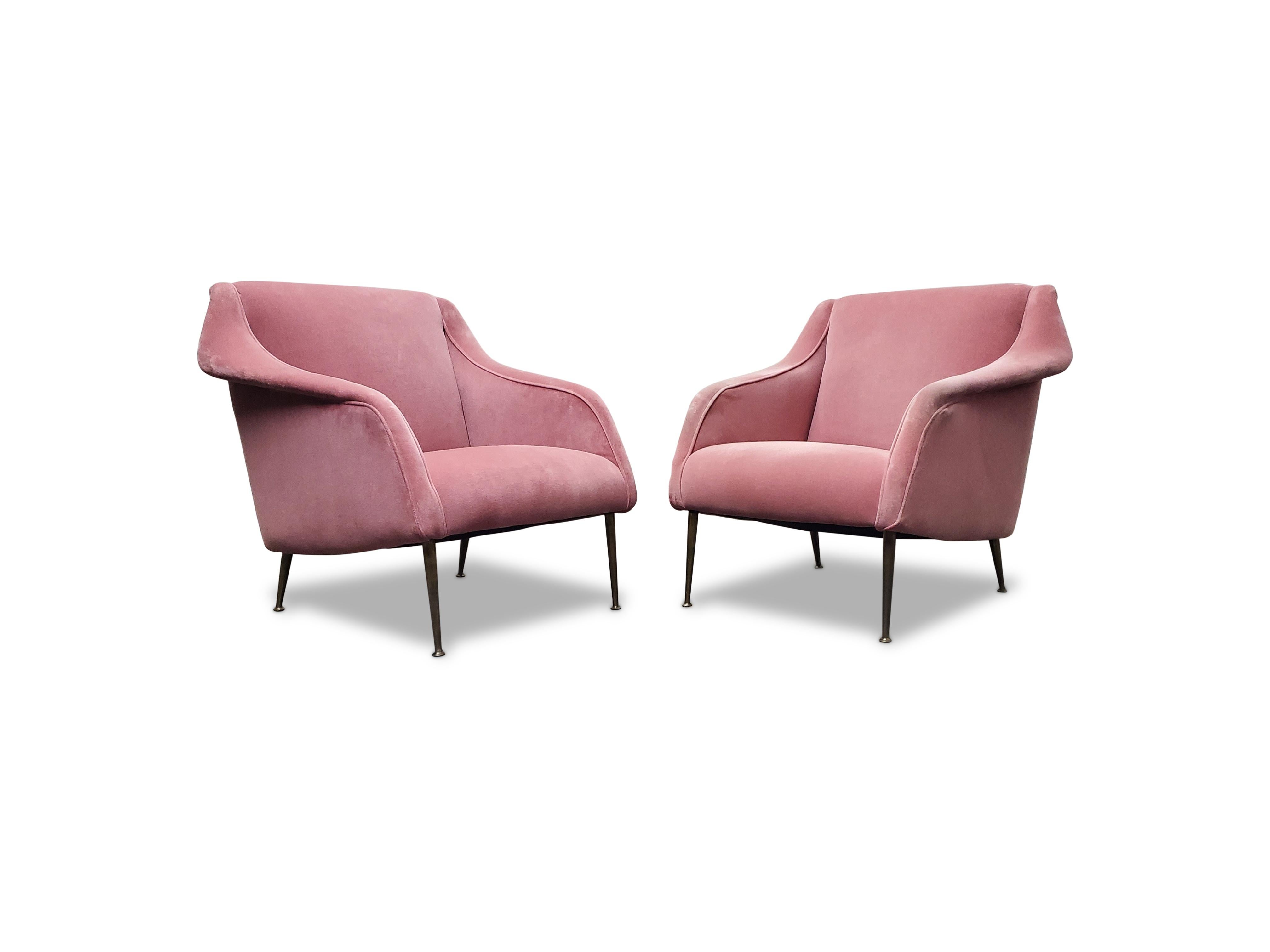 20th Century Rare Pair of Carlo de Carli Lounge Chairs For Sale