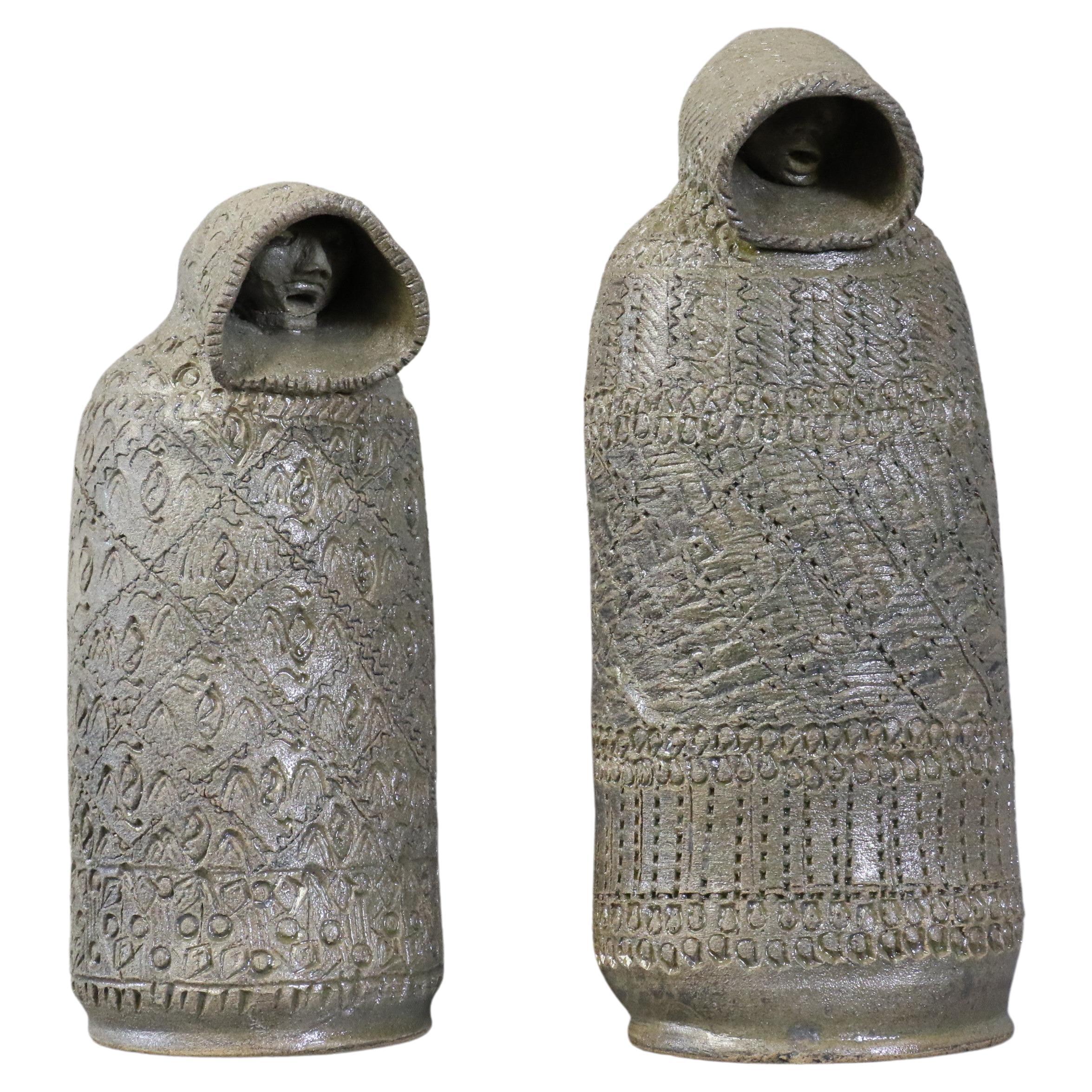 Paire de sculptures en céramique rares de Marcel Giraud, Vallauris, années 1960

Superbe paire de moines en céramique réalisée par Marcel Giraud à Vallauris. Leur émail brillant ainsi que leur taille en font des compositions rares et