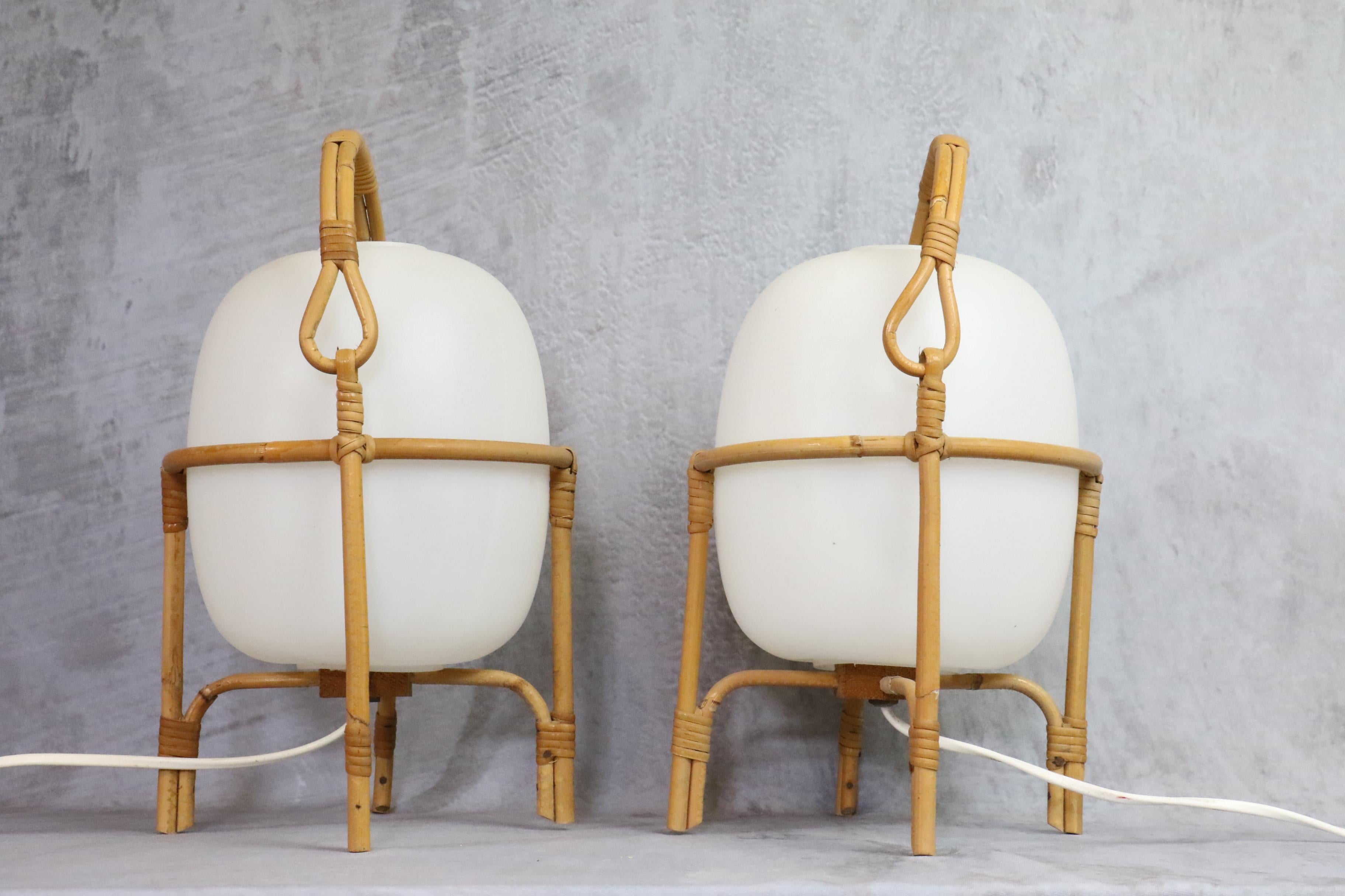 Rare pair of Cestita lamps by Miguel Mila for Tramo, 1960s

Published by Tramo in the 60's, this is a superb and rare pair of Cestita lamps, from the first edition. This model brings a soft and warm light and a decorative touch all in elegance and