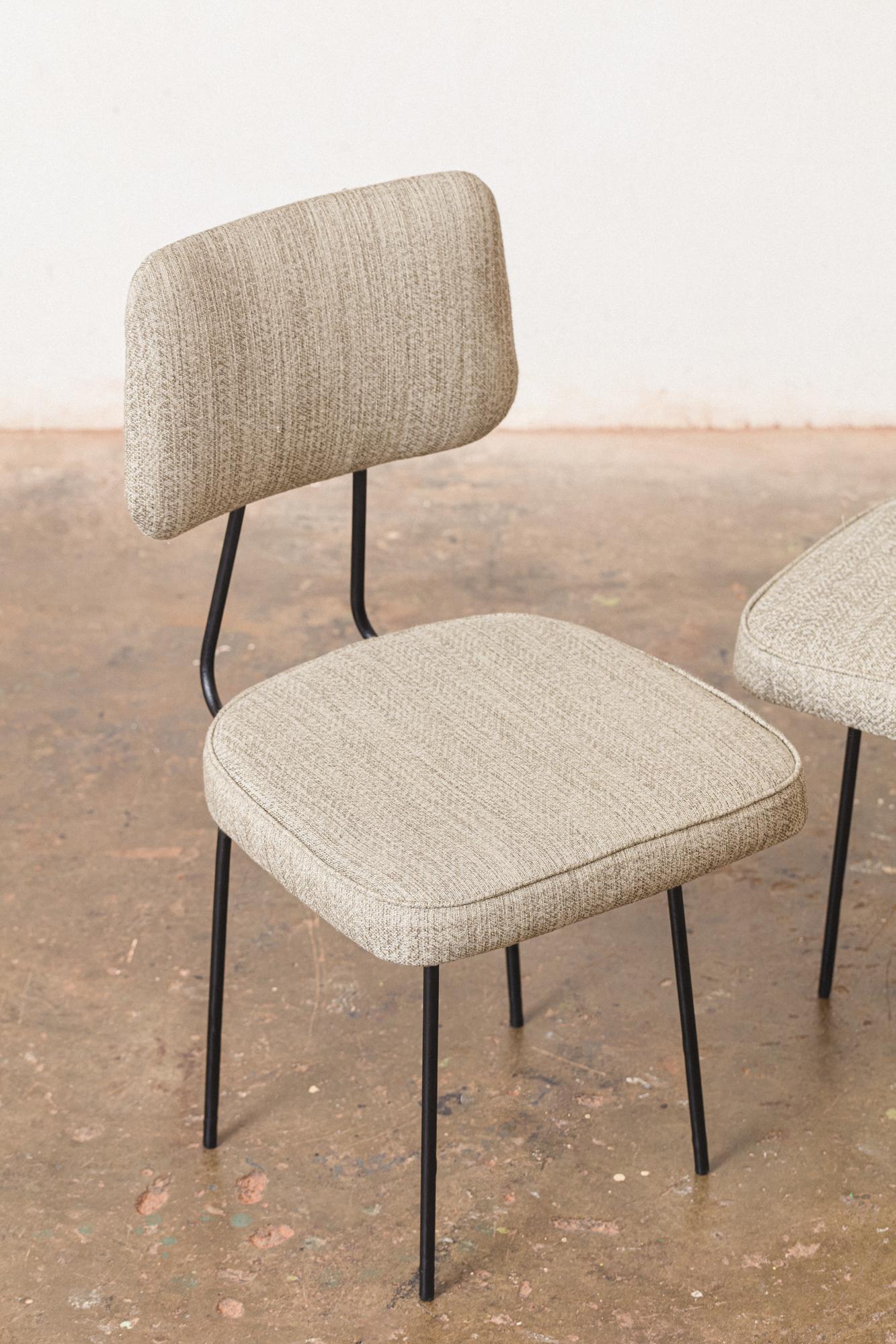 Rare paire de chaises de Carlo Hauner Bon état - En vente à London, England