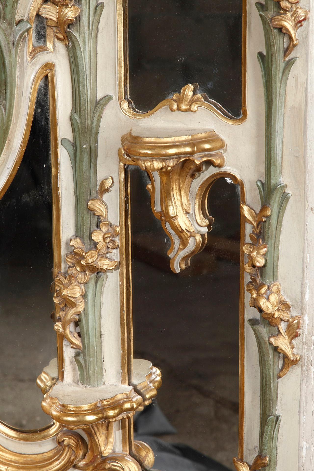 Louis XV Rare Pair of Corner Panels