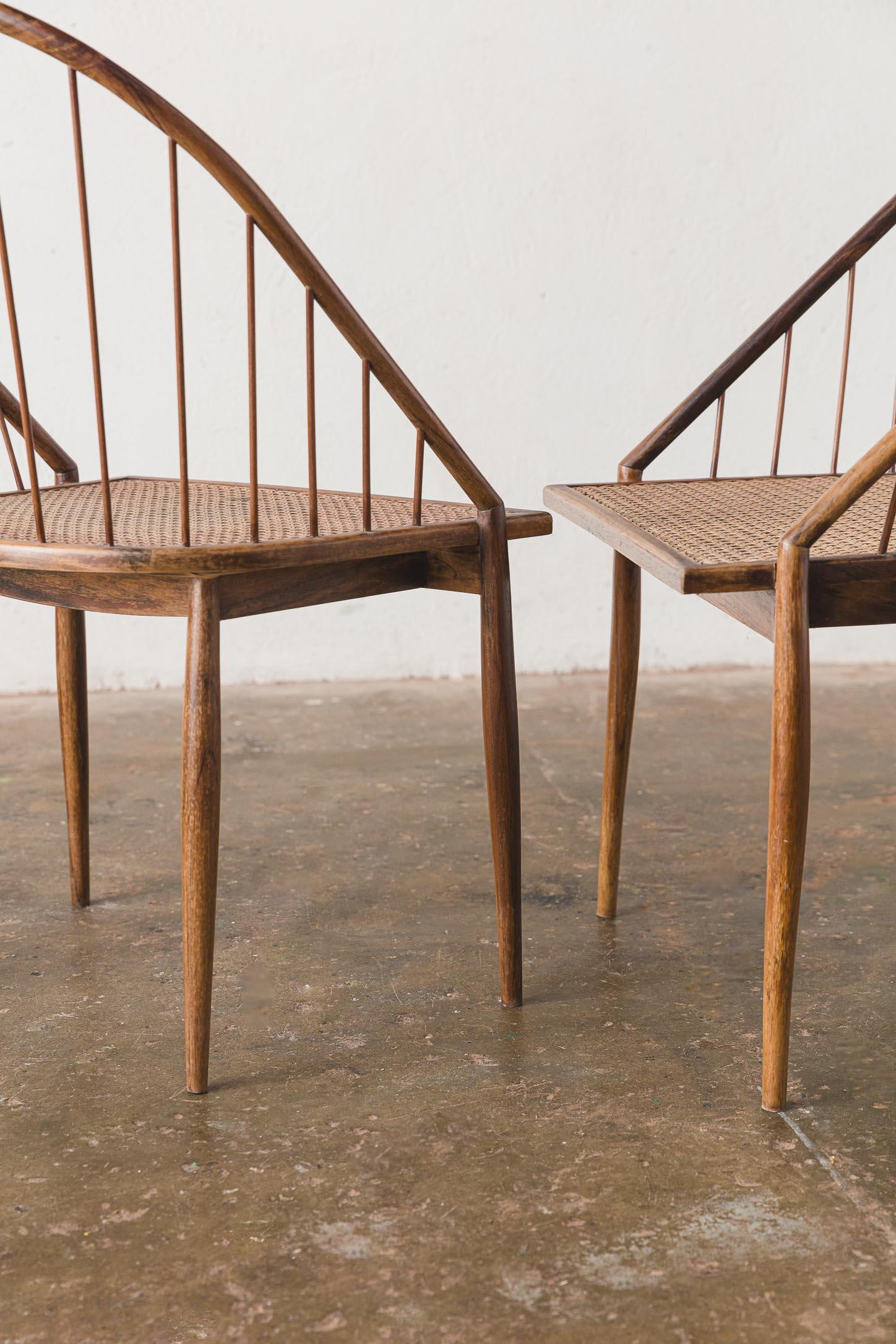 20ième siècle Rare paire de chaises Curva de Joaquim Tenreiro en vente