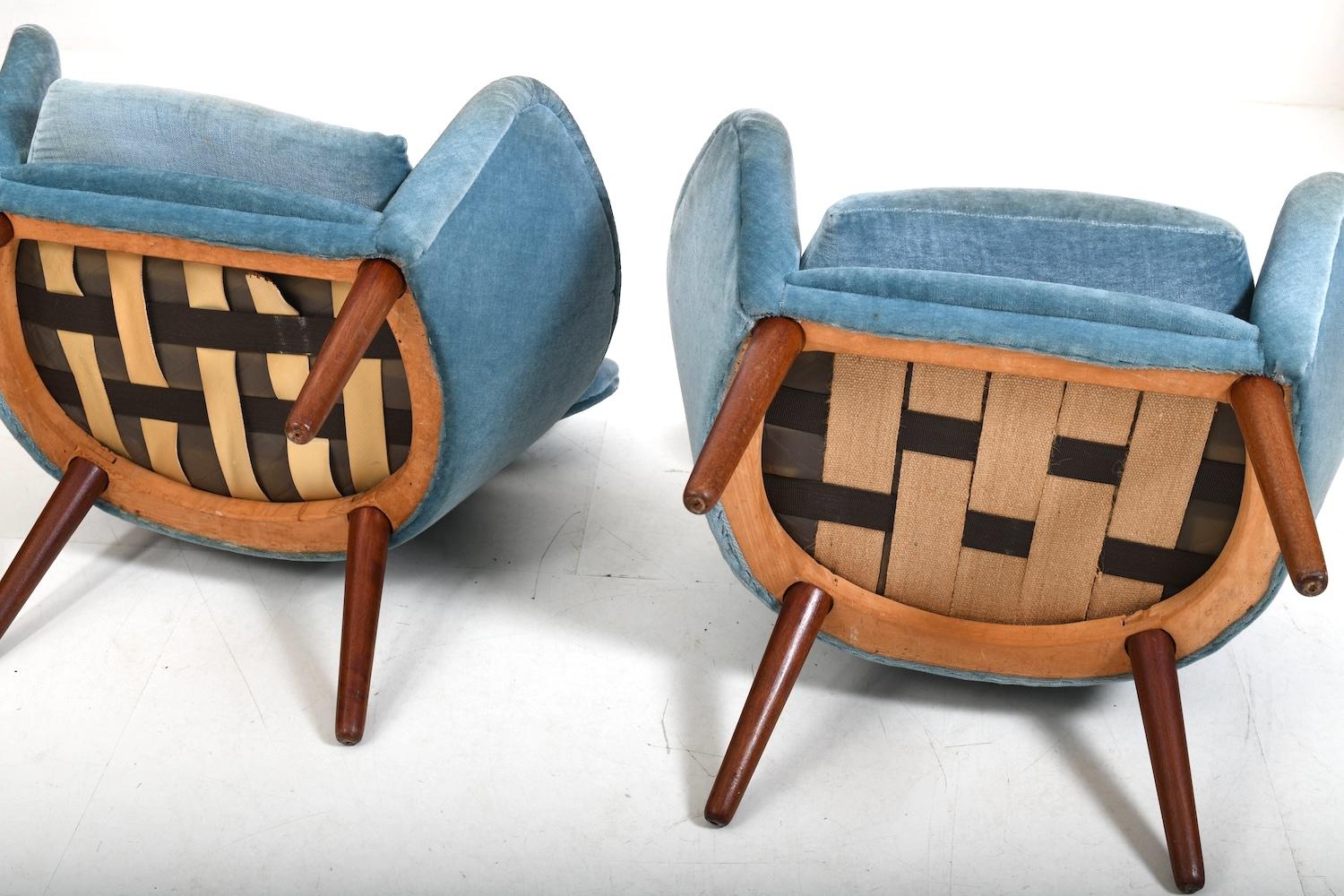 Rara coppia di poltrone danesi in teak e mohair degli anni '50 in vendita 5