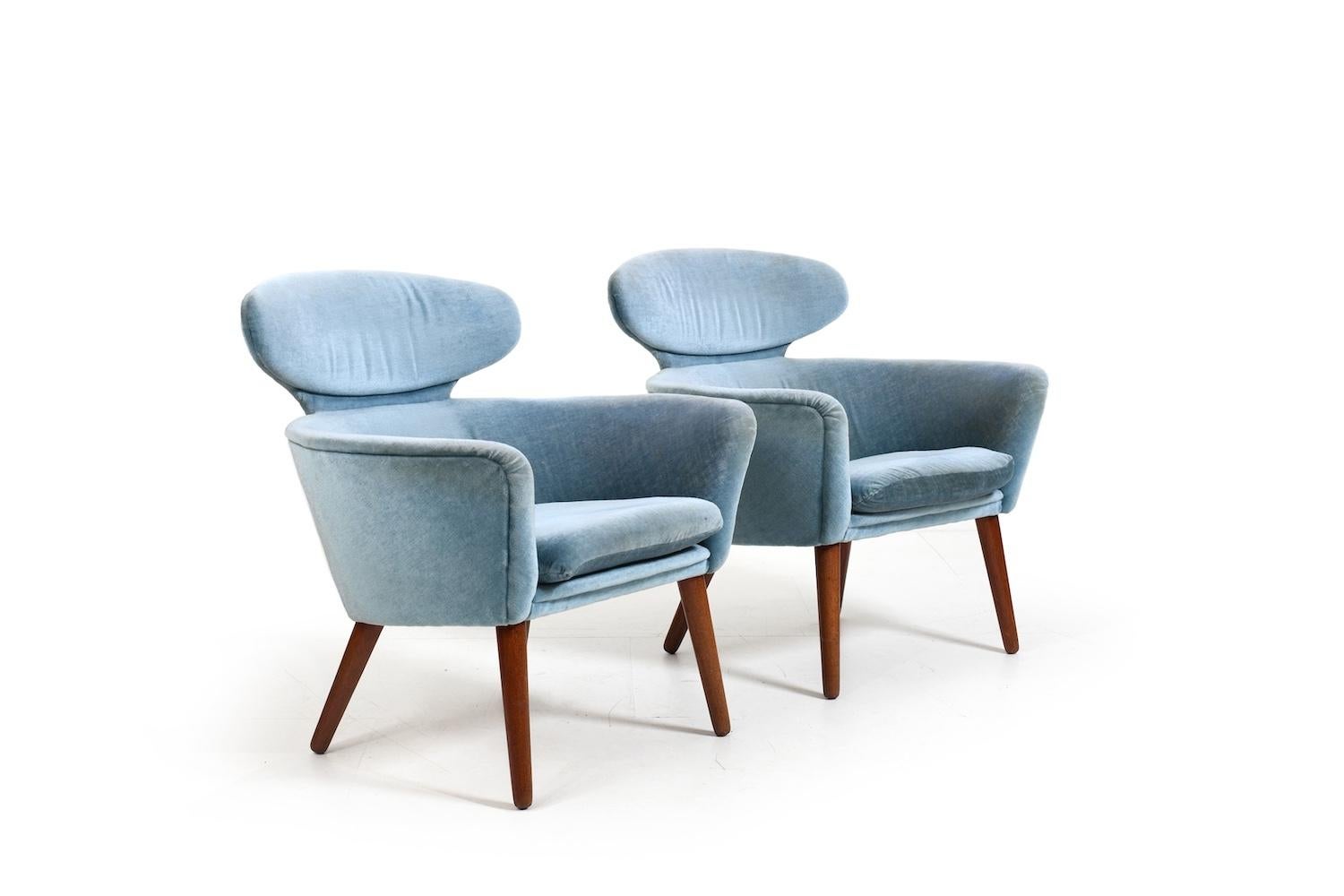 Rara coppia di poltrone danesi in teak e mohair degli anni '50 in vendita 6