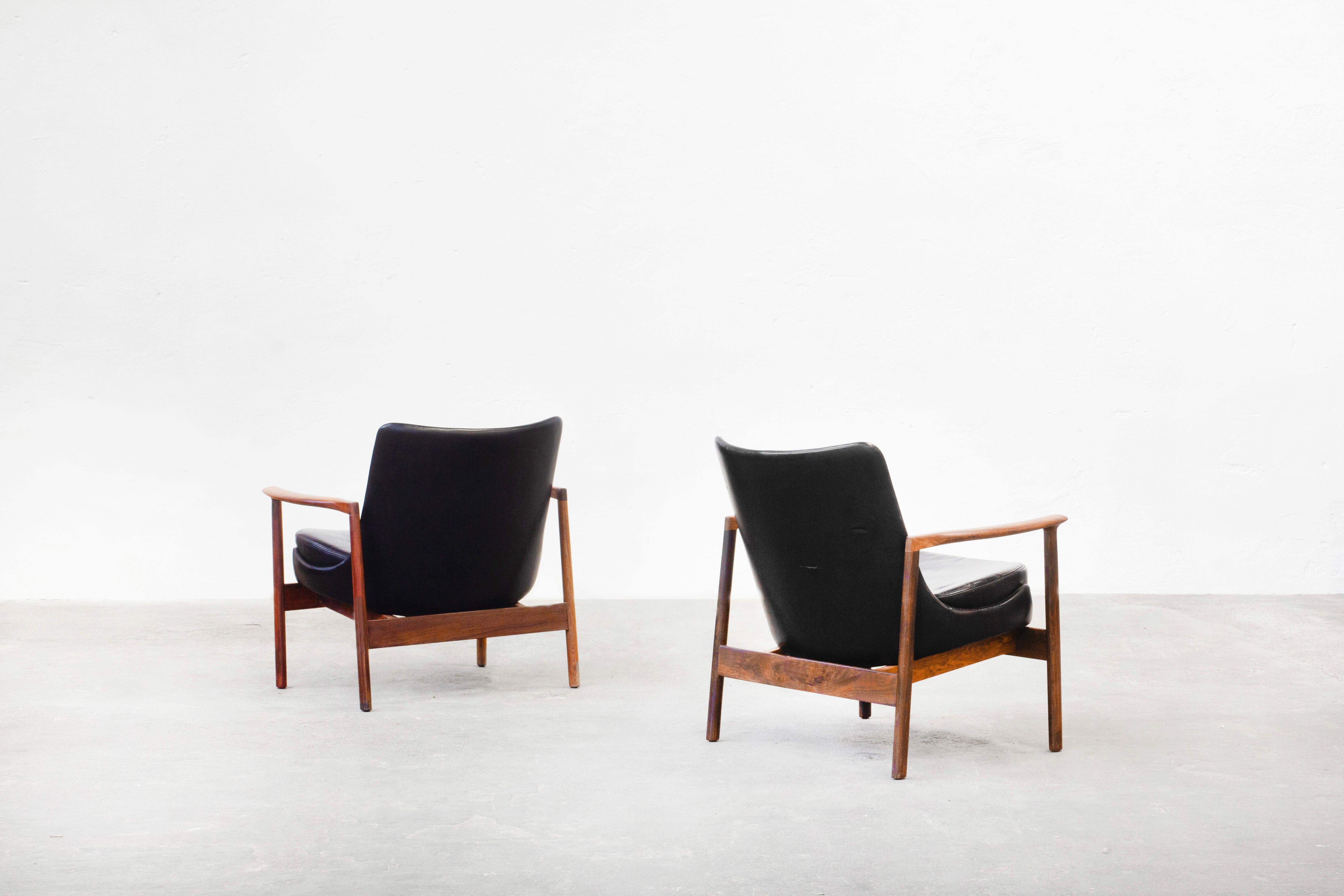 German Rare Pair of Danish Lounge Chairs by Ib Kofod-Larsen