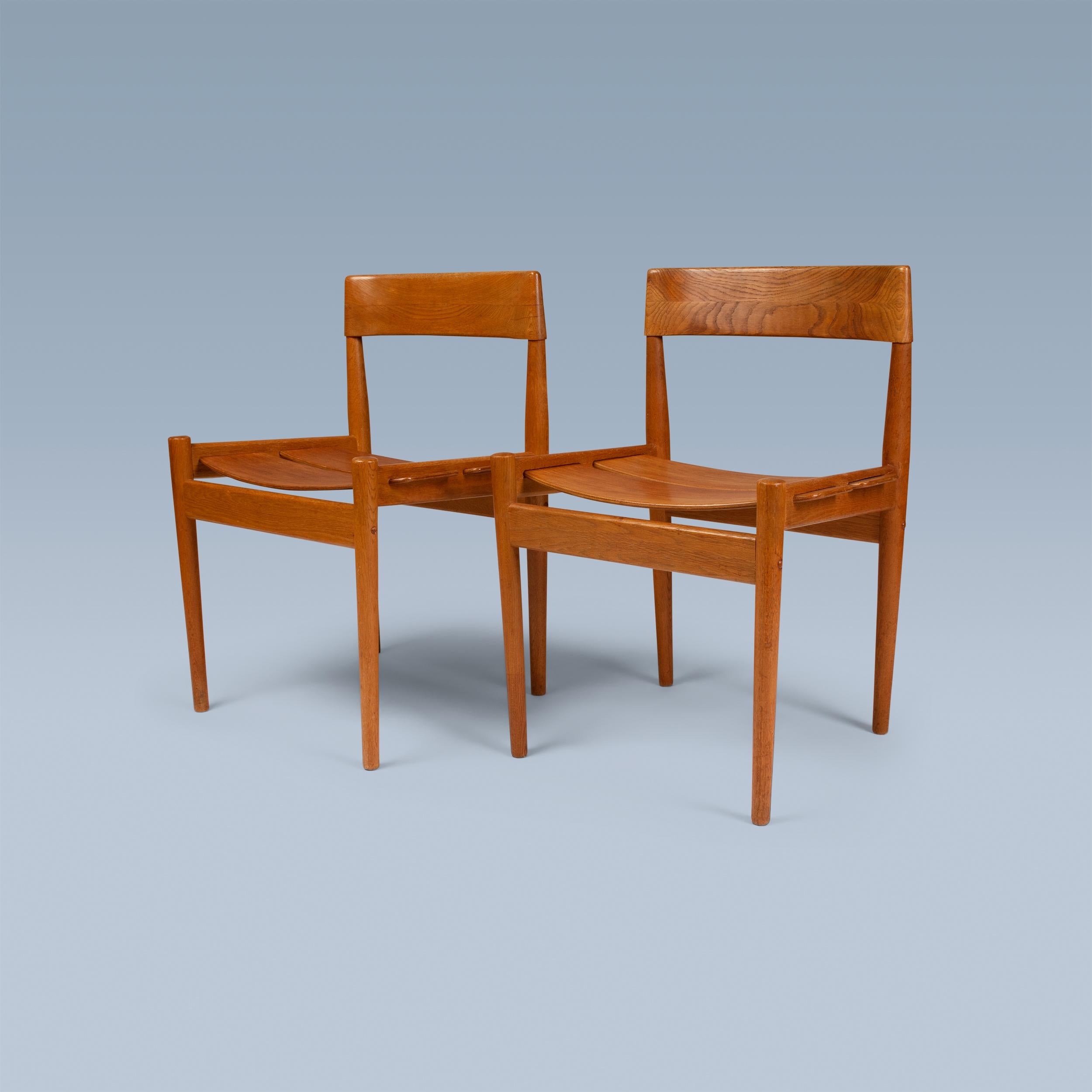 Scandinavian Modern Rare pair of Danish modern fumed oak side chairs For Sale