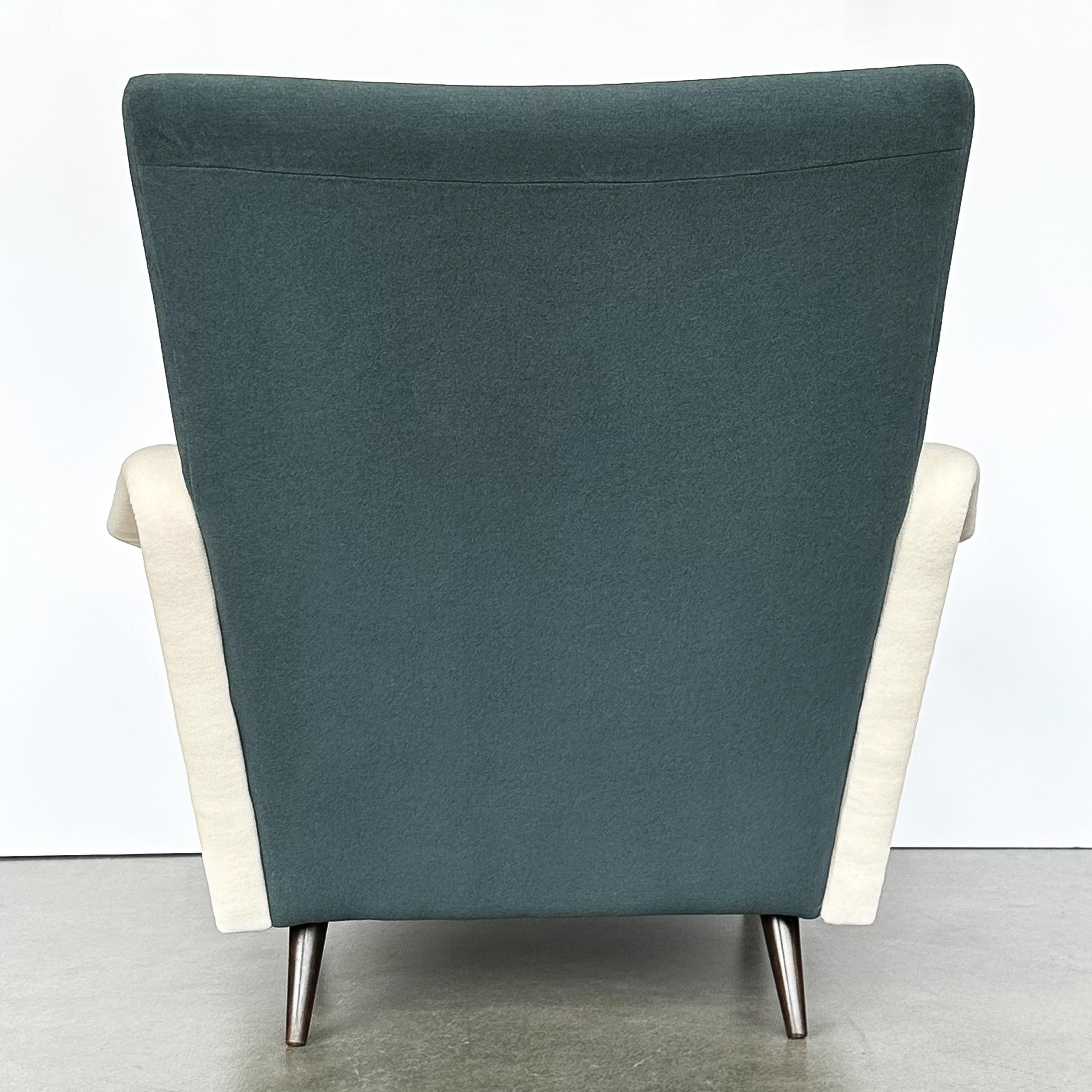 Rare Pair of Distex Lounge Chairs by Gio Ponti 6