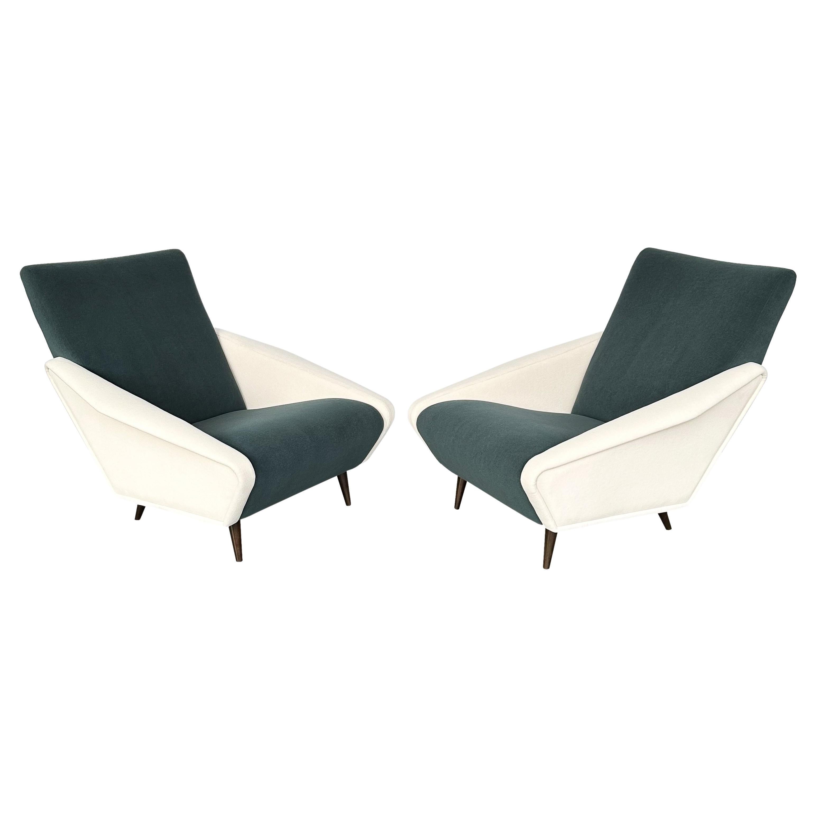 Rare Pair of Distex Lounge Chairs by Gio Ponti