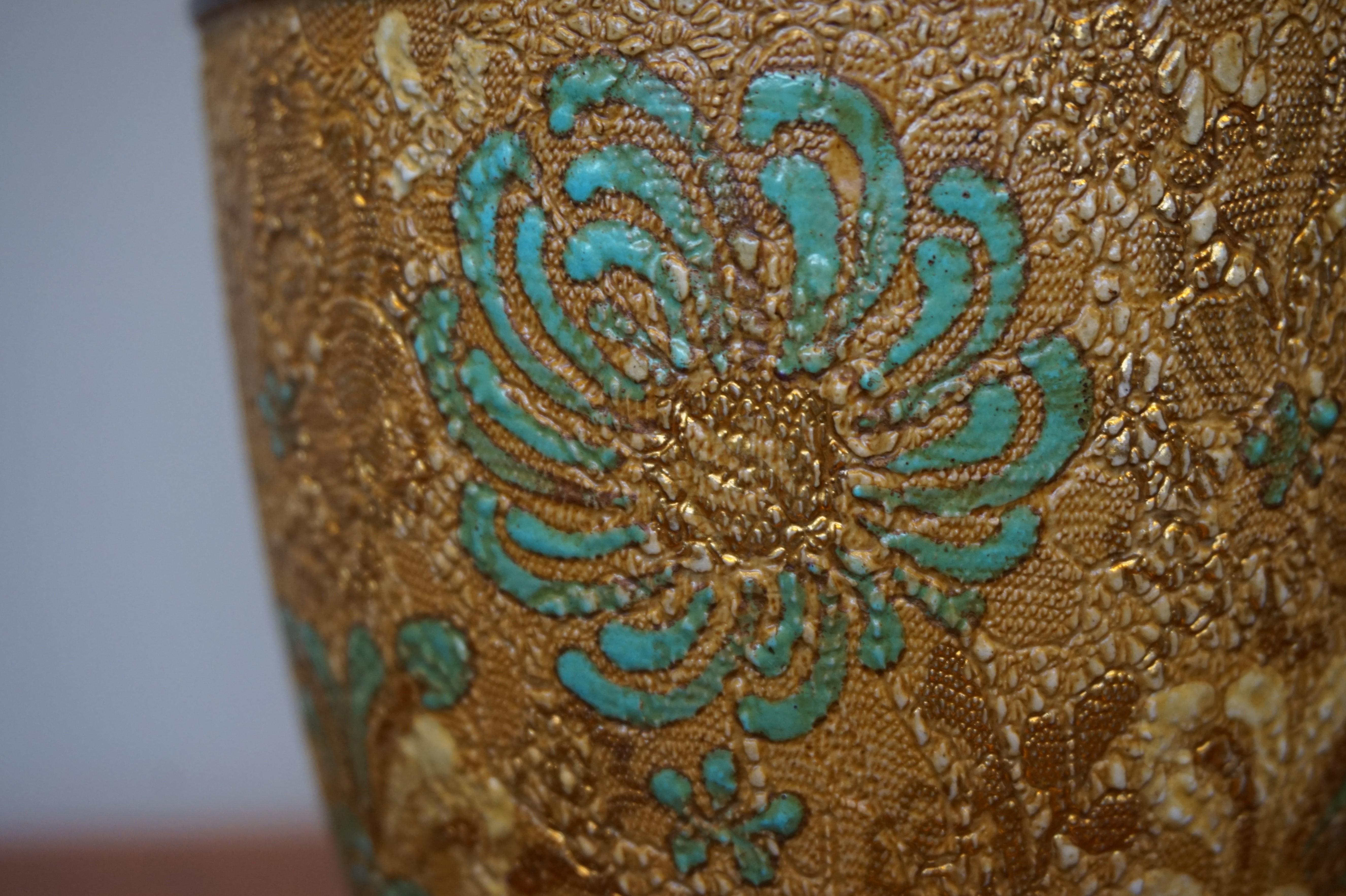 Rare Pair of Doulton Lambeth Vases with Striking Golden & Enameled Flower Decor In Excellent Condition For Sale In Lisse, NL