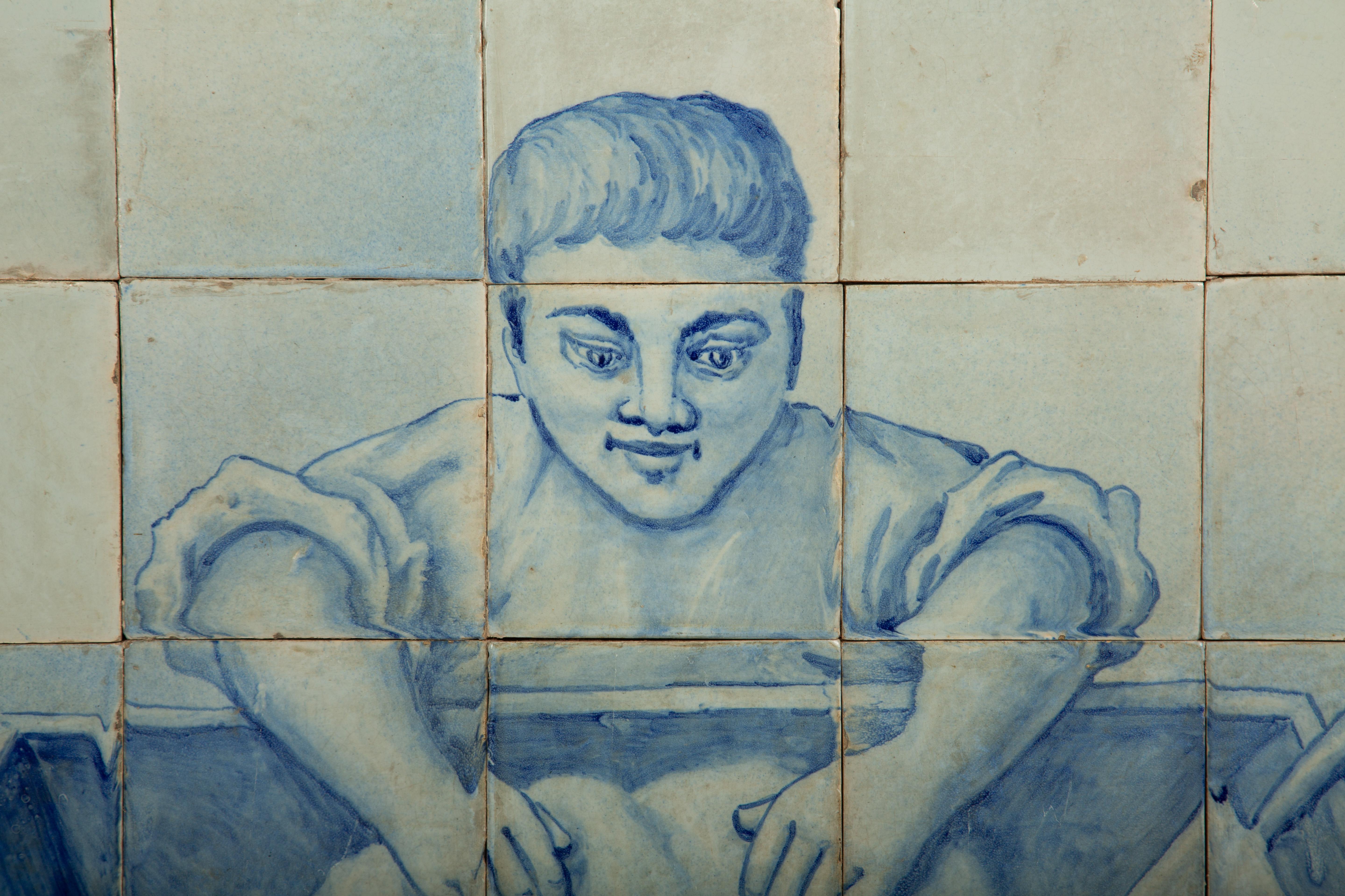 Rare paire de panneaux Azulejo portugais peints à la main au début du 19e siècle - Scènes de boulangerie Excellent état - En vente à New York, NY