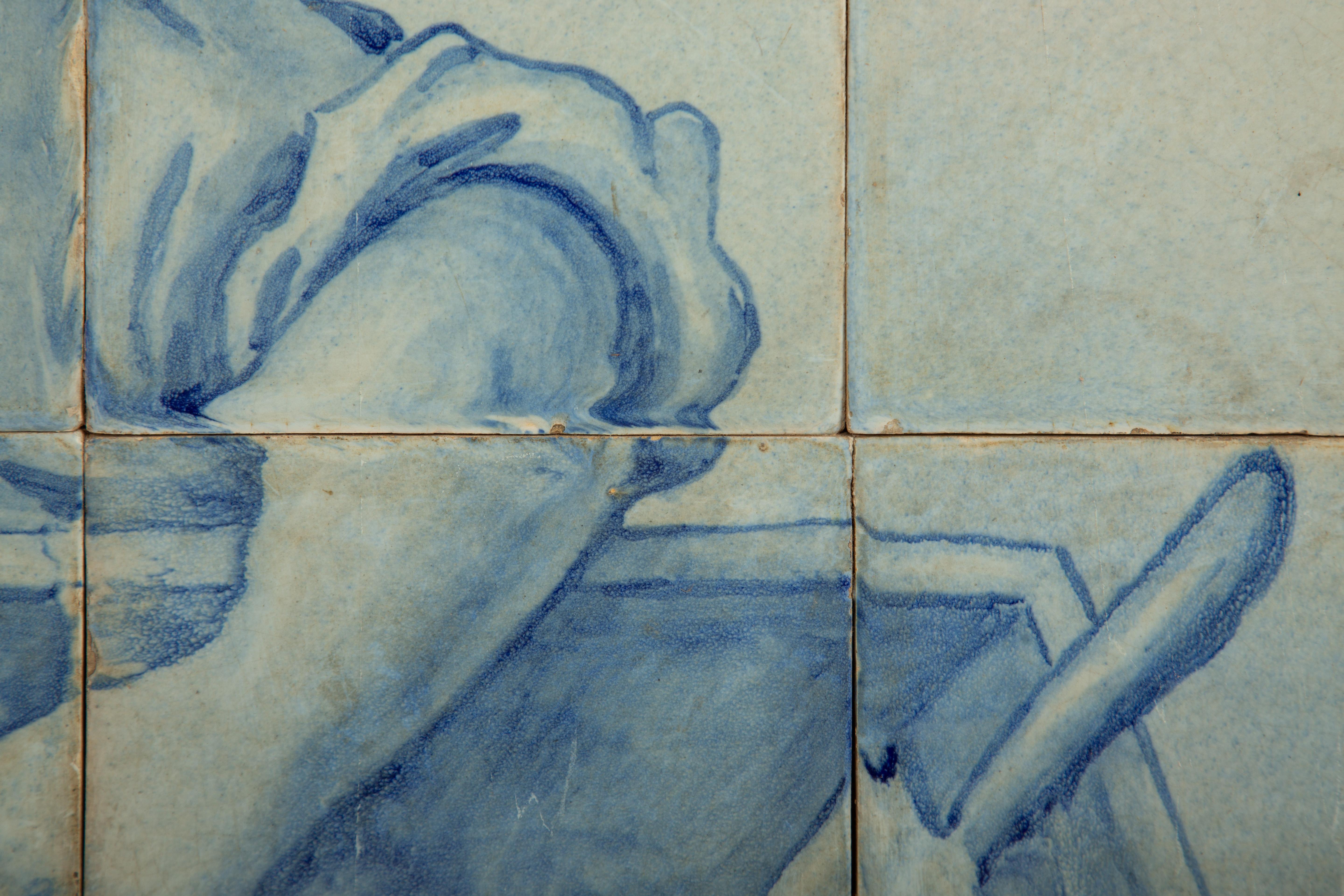 20ième siècle Rare paire de panneaux Azulejo portugais peints à la main au début du 19e siècle - Scènes de boulangerie en vente