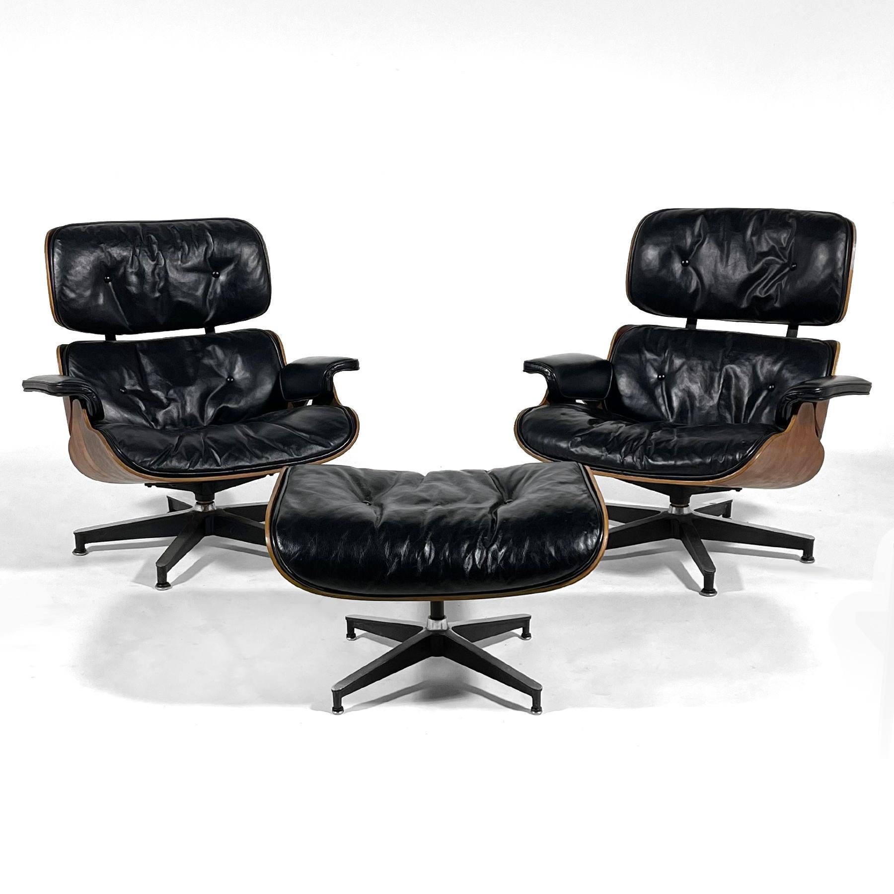 Rare Pair of  Early Rosewood Eames Lounge Chairs For Sale 7