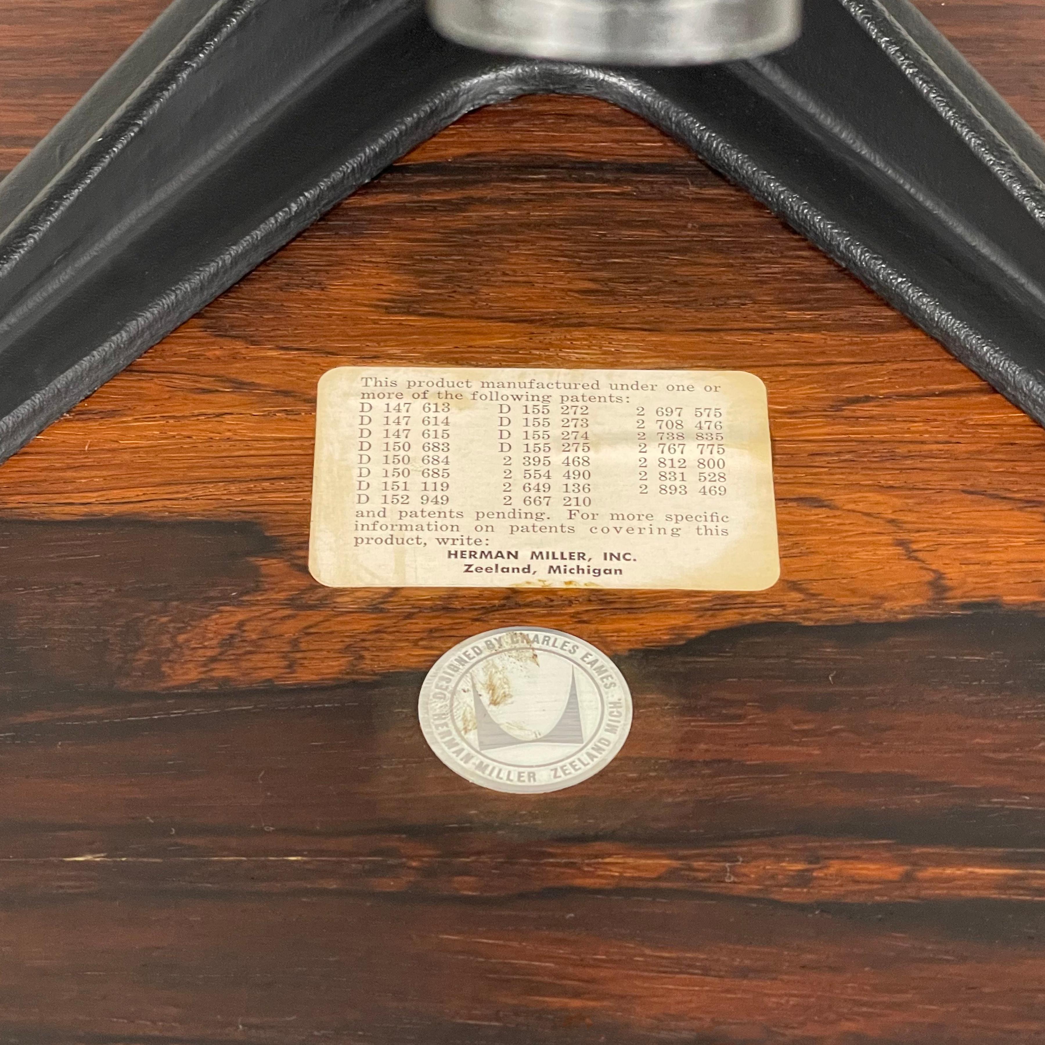 Rare Pair of  Early Rosewood Eames Lounge Chairs For Sale 1