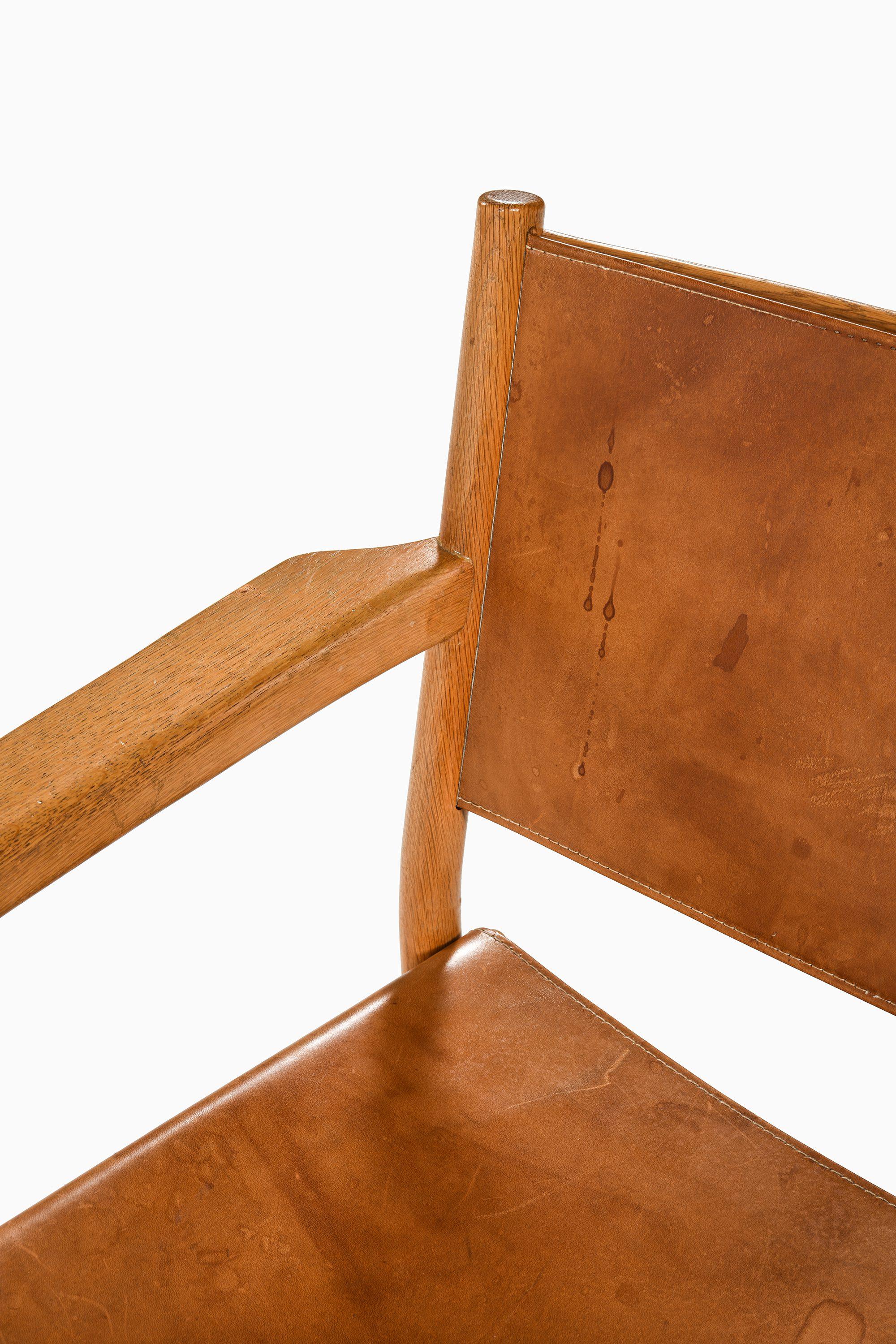 20th Century Rare Pair of Easy Chairs in Oak and Leather by Alf Svensson, 1960's For Sale
