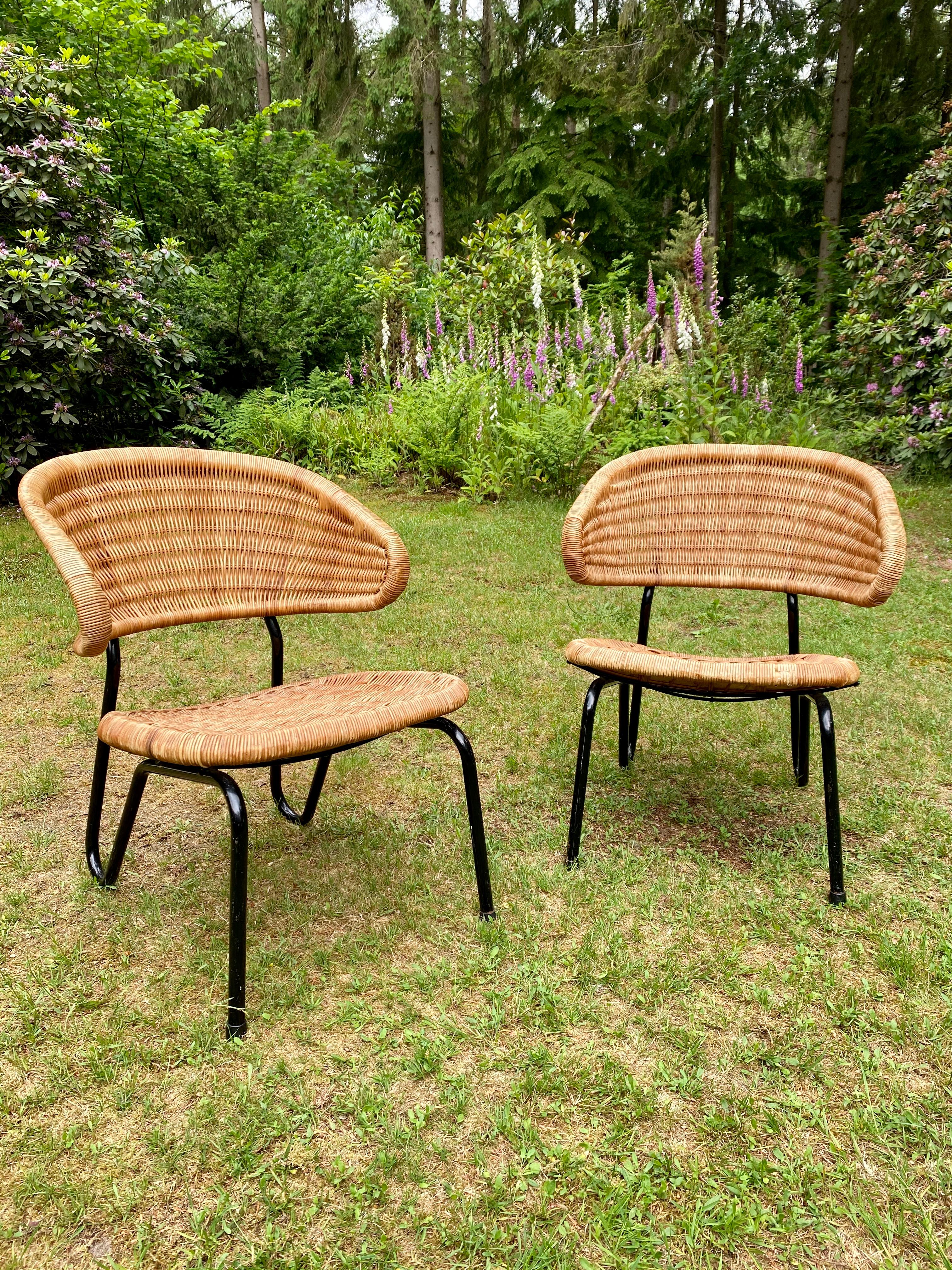 Pair of Easy Chairs, Model 568, by Dirk van Sliedregt for Gebr. Jonkers, 1954  8
