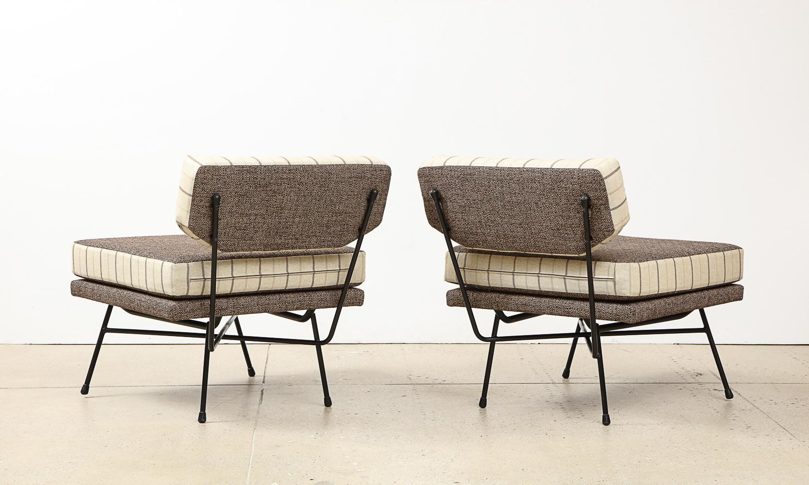 Rare Pair of Elettra Lounge Chairs by Studio BBPR for Arflex In Good Condition In New York, NY