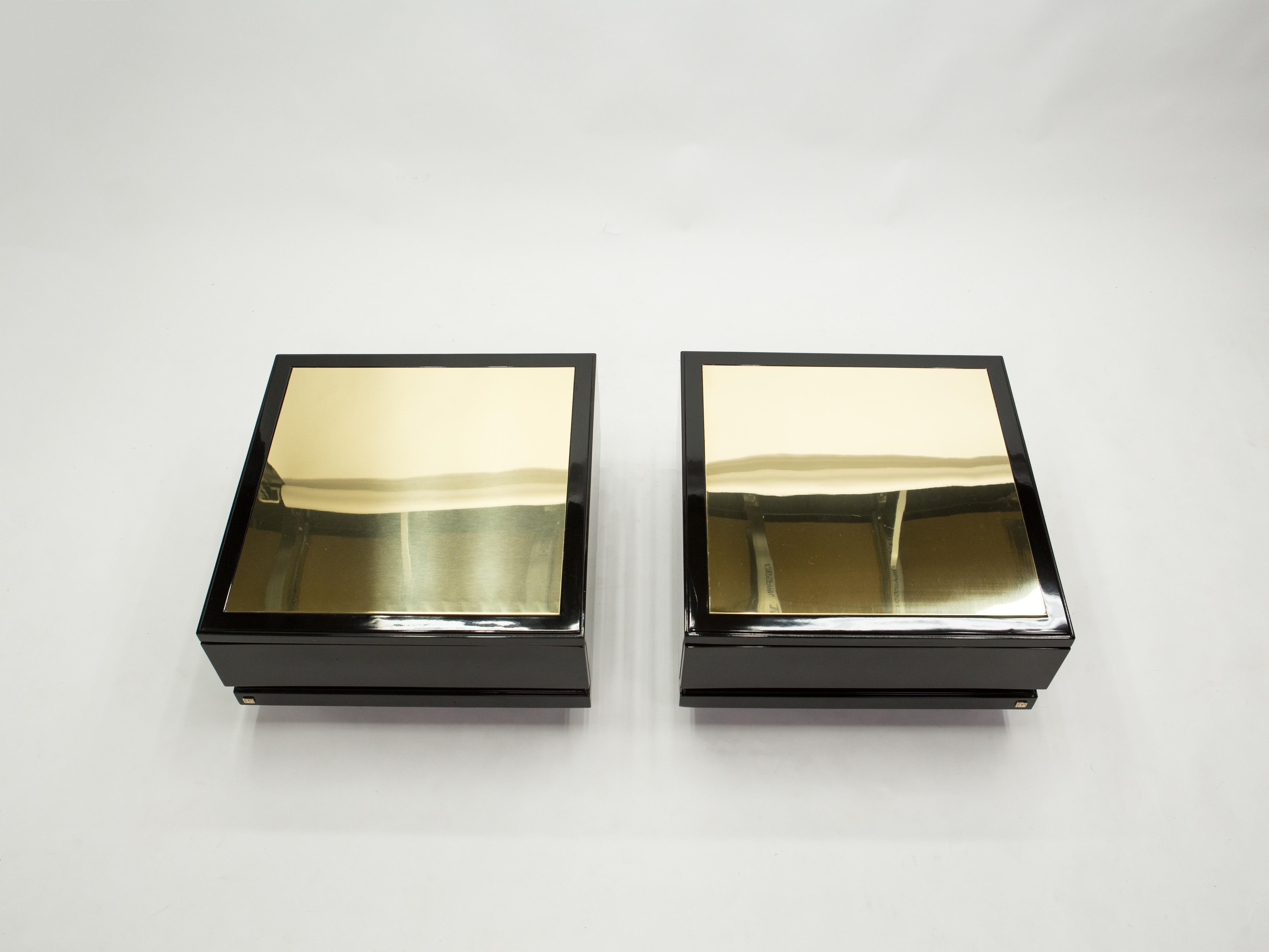Rare Pair of End Tables by J.C. Mahey Brass Black Lacquered, 1970s 4