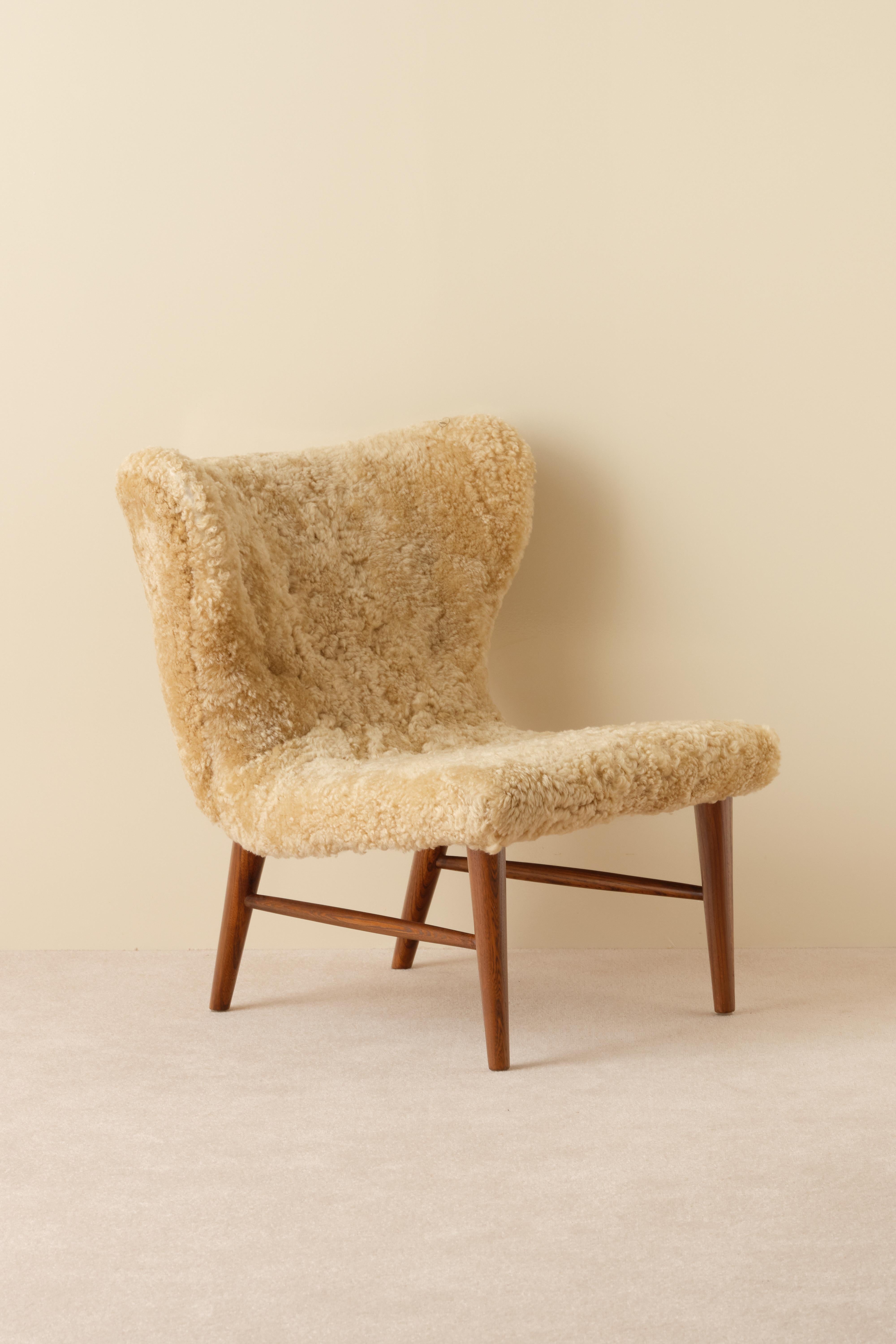 Metà XX secolo Rare Pair of Erik Bertil Karlén Easy Chairs, Sweden, 1950s in vendita