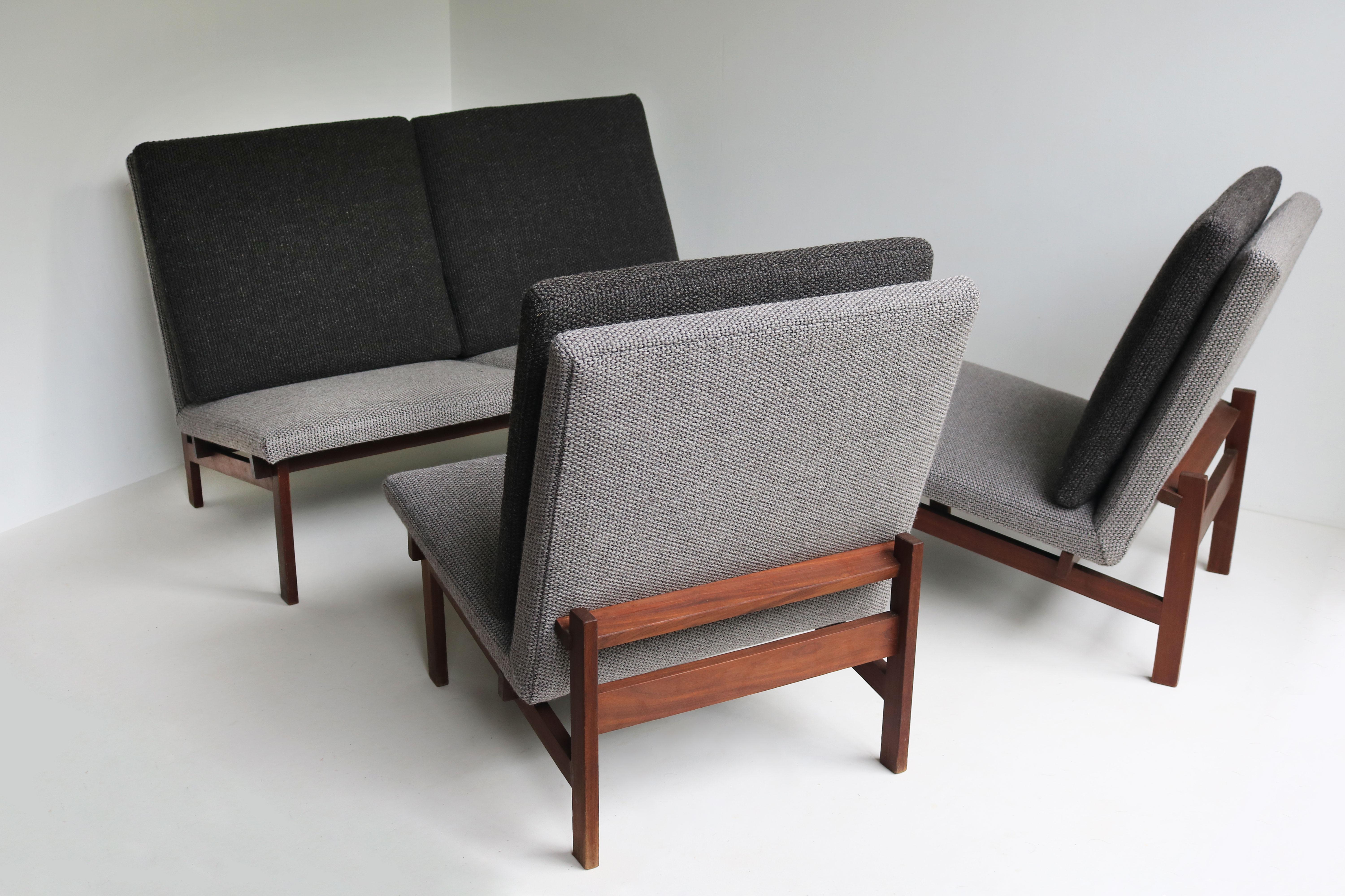 Rare pair of F181 lounge chairs by Kho Liang Le & Theo Ruth for Artifort 1958 For Sale 4
